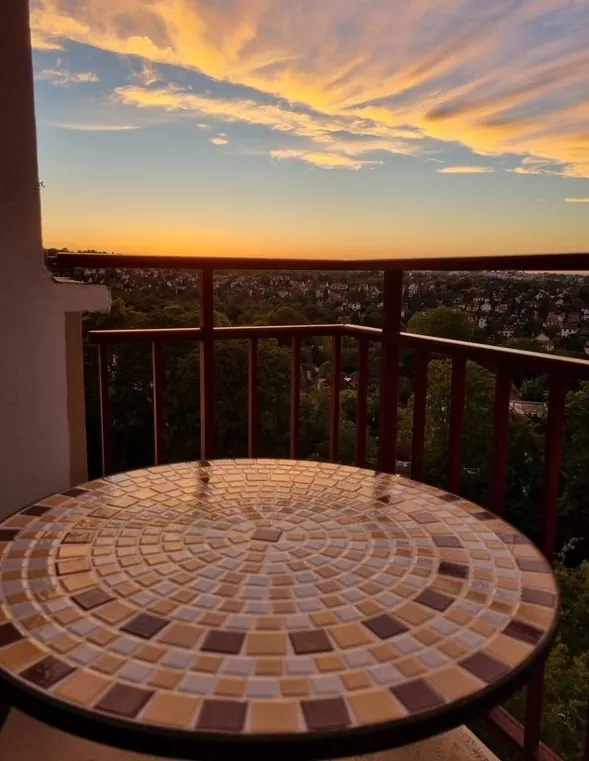 Appartement 5 pièces avec vue panoramique sur la vallée de la Seine à Le Pecq 