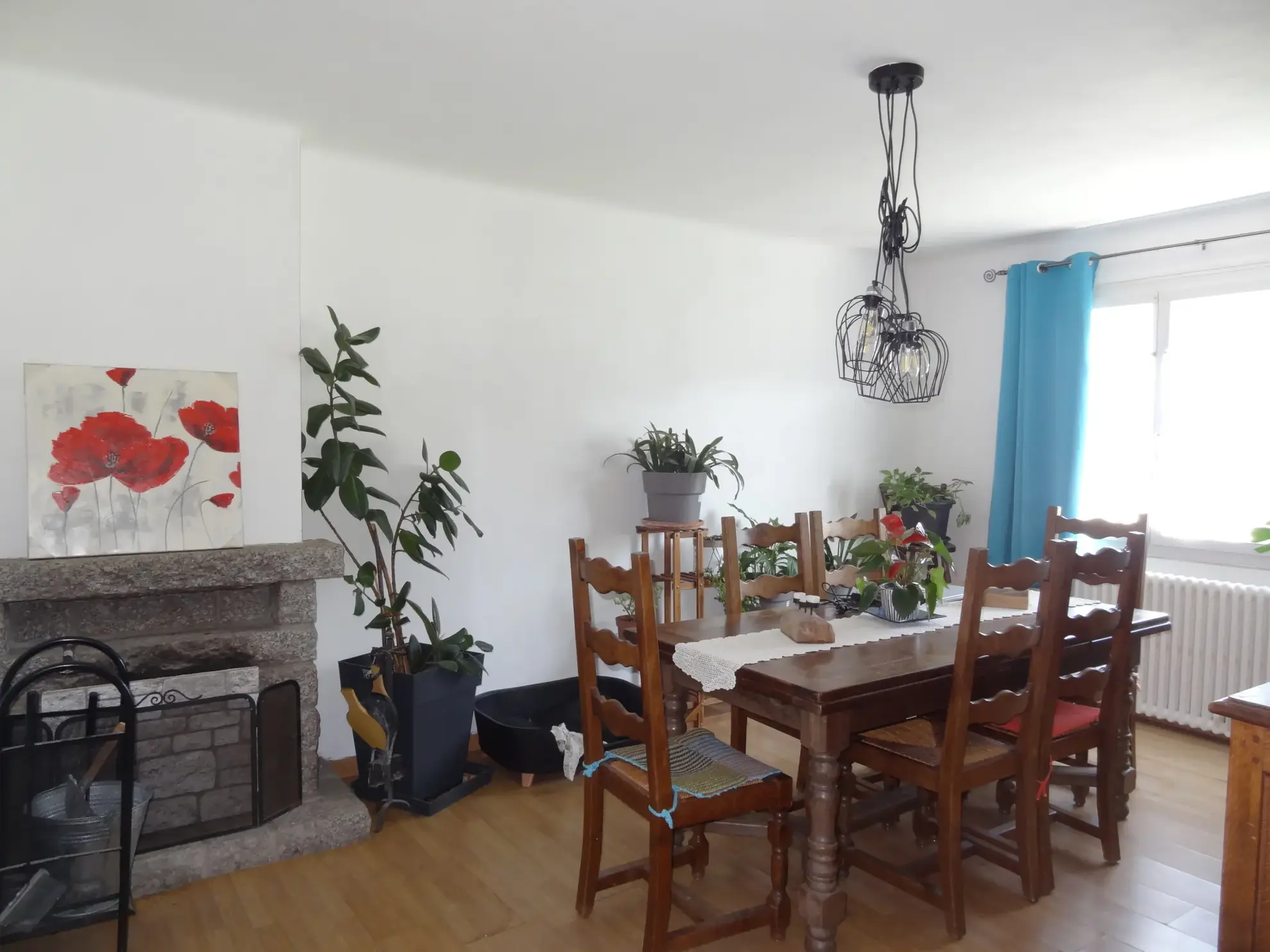 Maison de plain-pied avec jardin et garage à Saint Nicolas du Pelem 