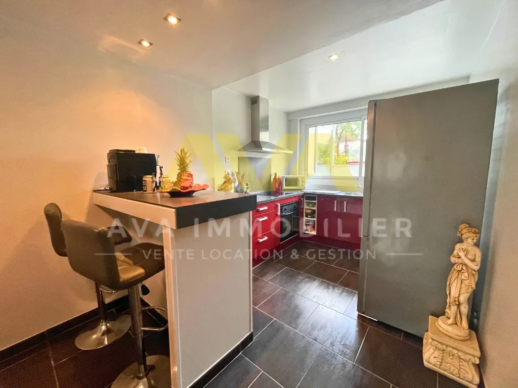 Charmante maison de village avec 5 chambres à Chéraute, remise en parfait état 