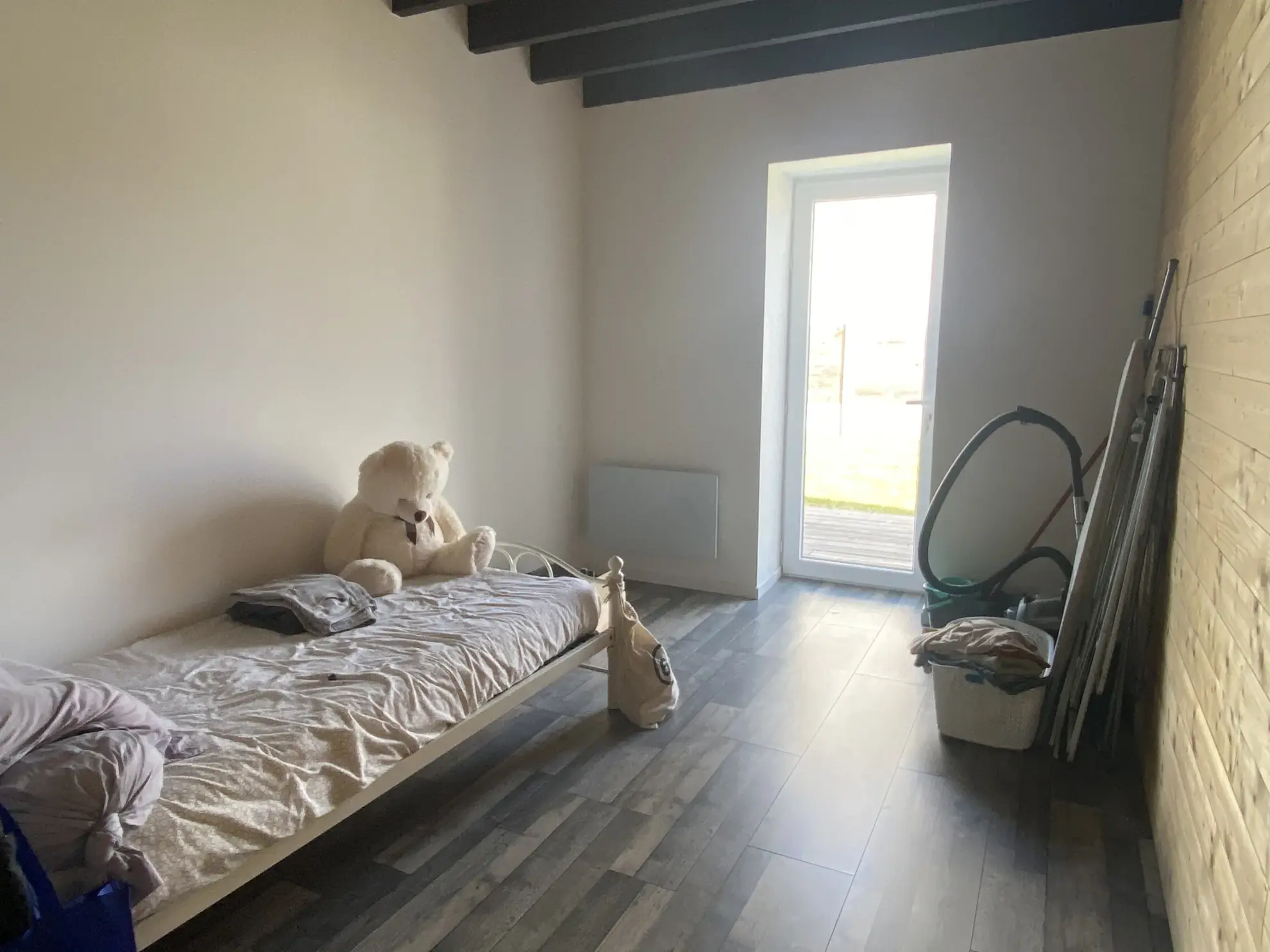 Maison en pierre rénovée à 5 minutes de Langon avec jardin et garage 