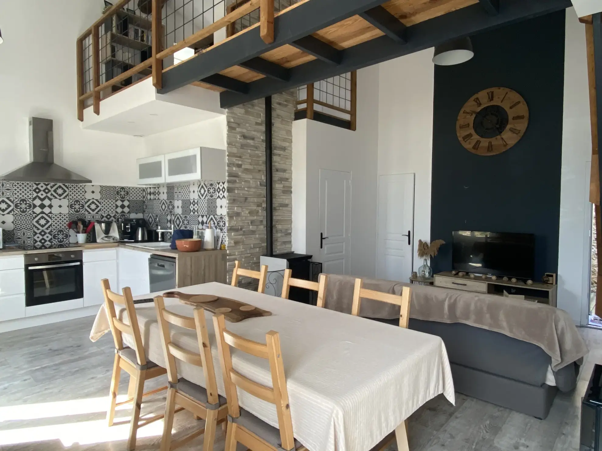 Maison en pierre rénovée à 5 minutes de Langon avec jardin et garage 