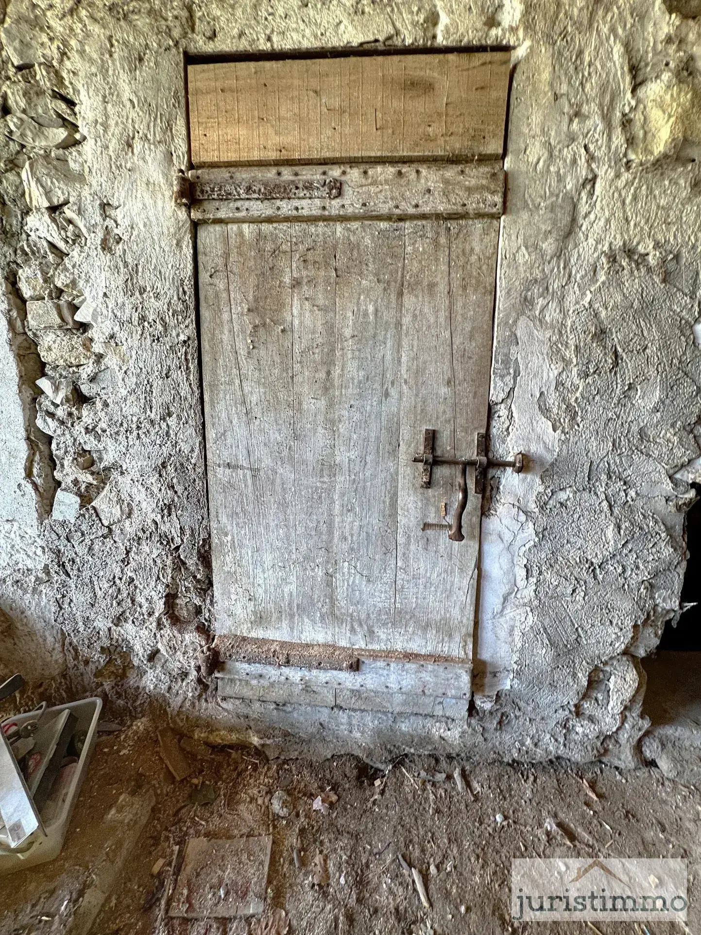 Maison en pierre avec jardin, dépendances et vue sur la cité médiévale à Vaison-la Romaine 