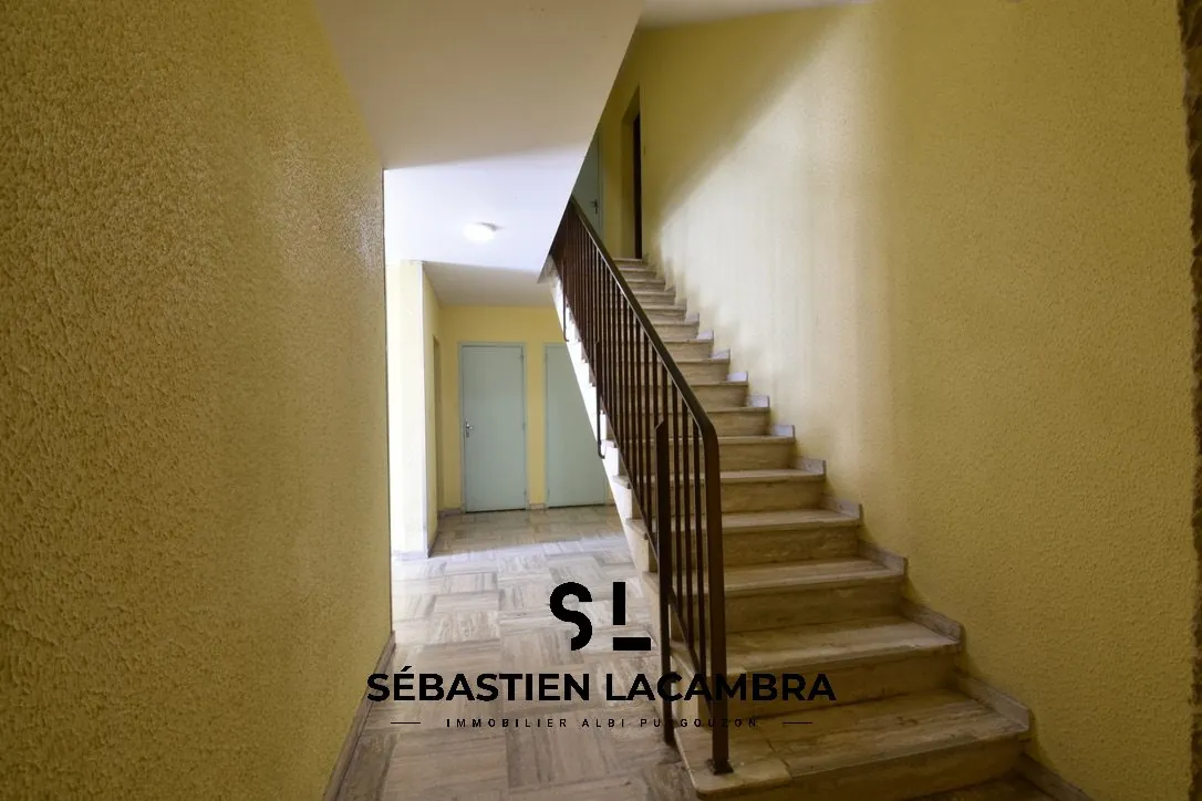 Studio à vendre avec balcon, parking et cave à Albi, secteur recherché 