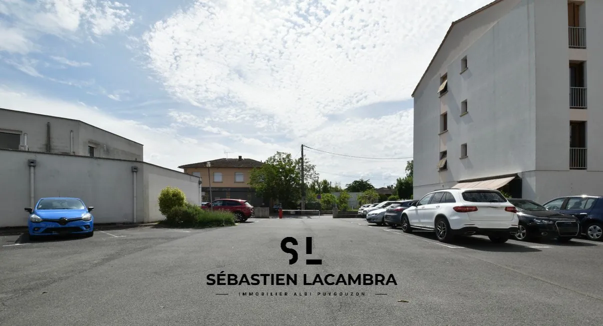 Studio à vendre avec balcon, parking et cave à Albi, secteur recherché 