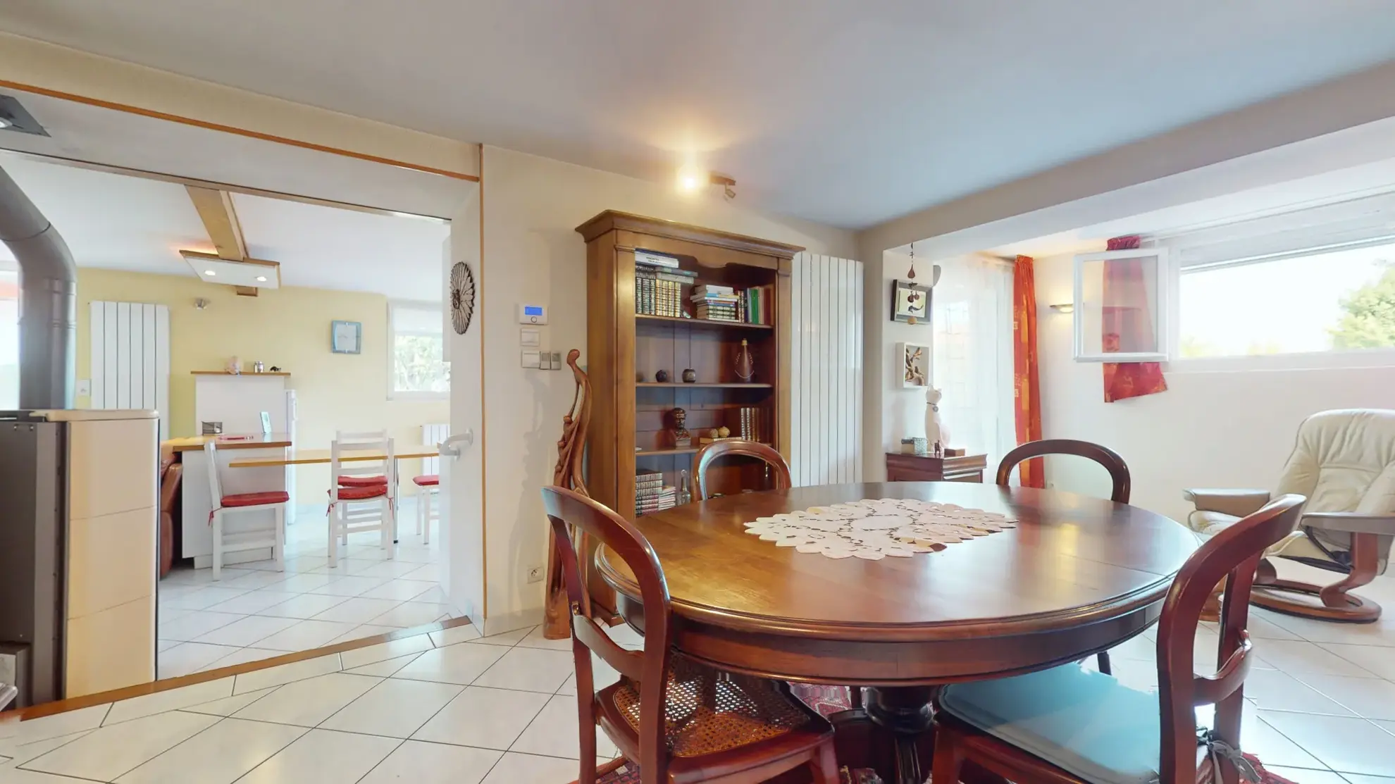 Charmante maison familiale de 131 m² à Dole avec grand terrain et dépendances 