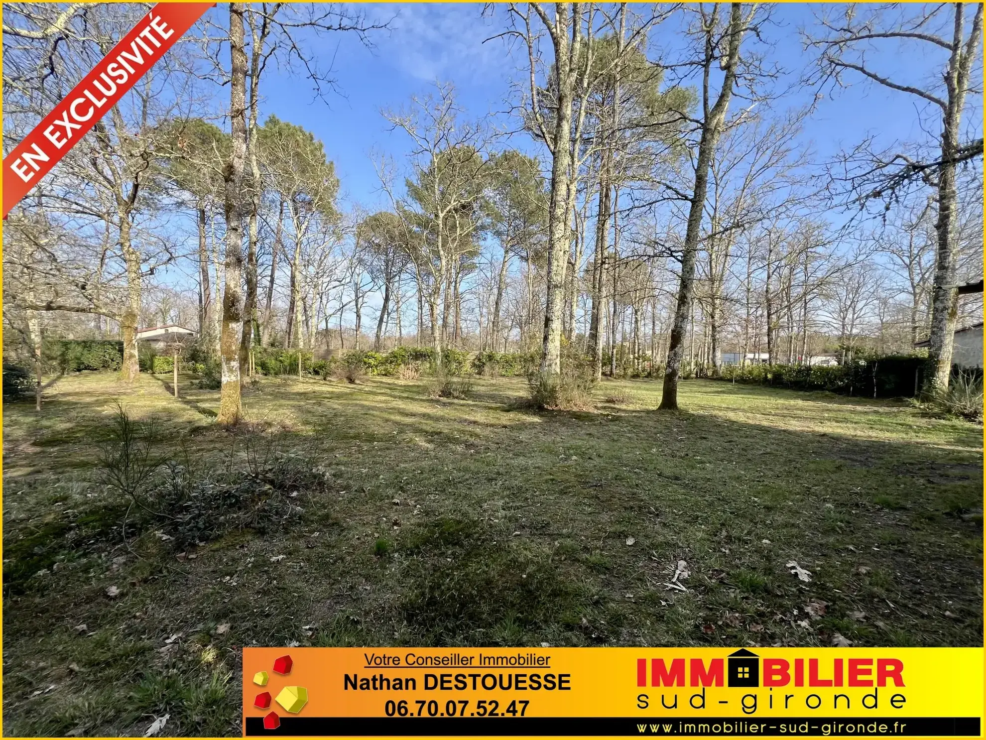 Terrain à bâtir viabilisé dans le centre-ville de Saint-Michel de Rieufret - 1032 m²