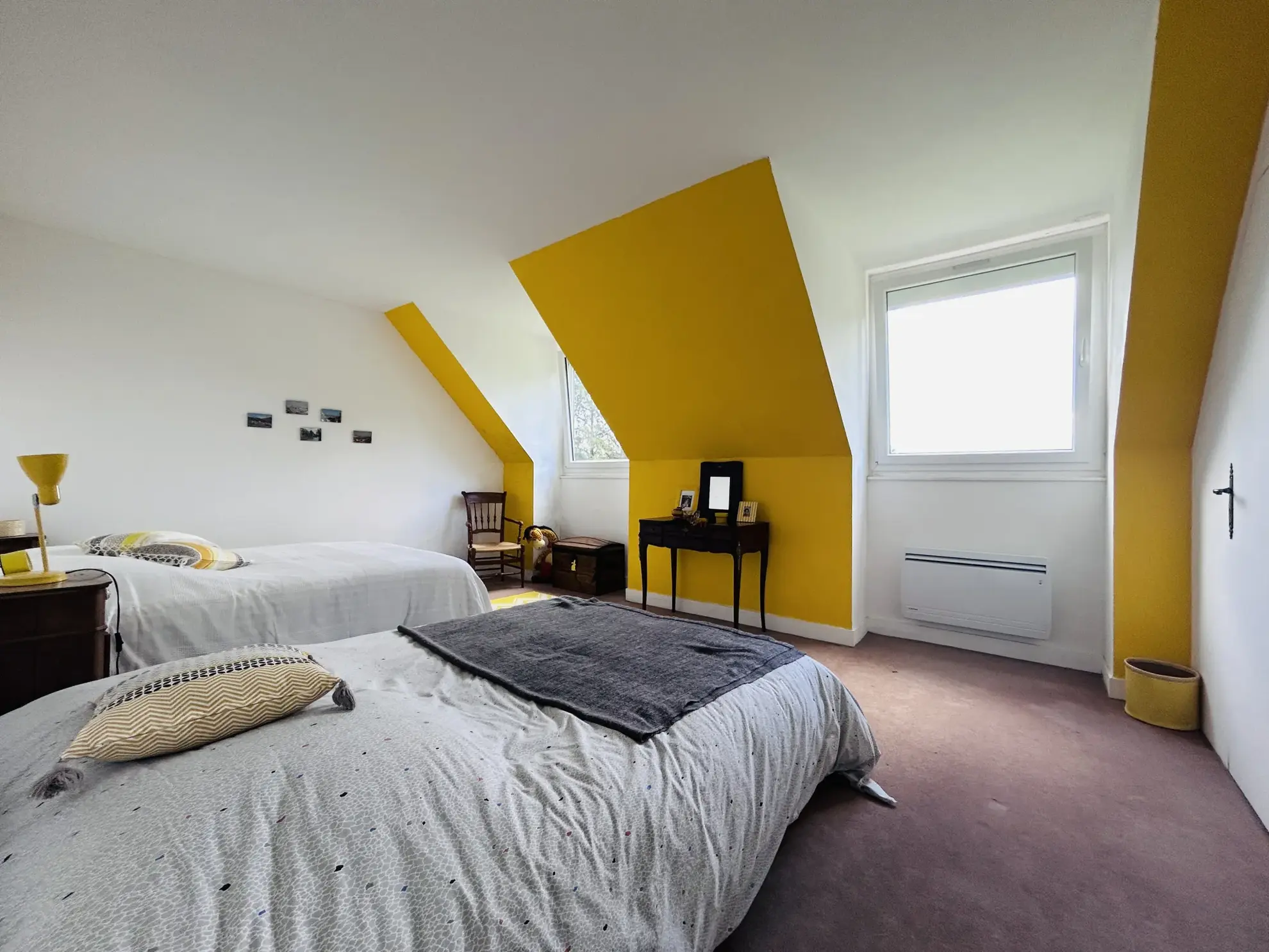 Belle maison avec piscine et Vue dégagée à Darazac 