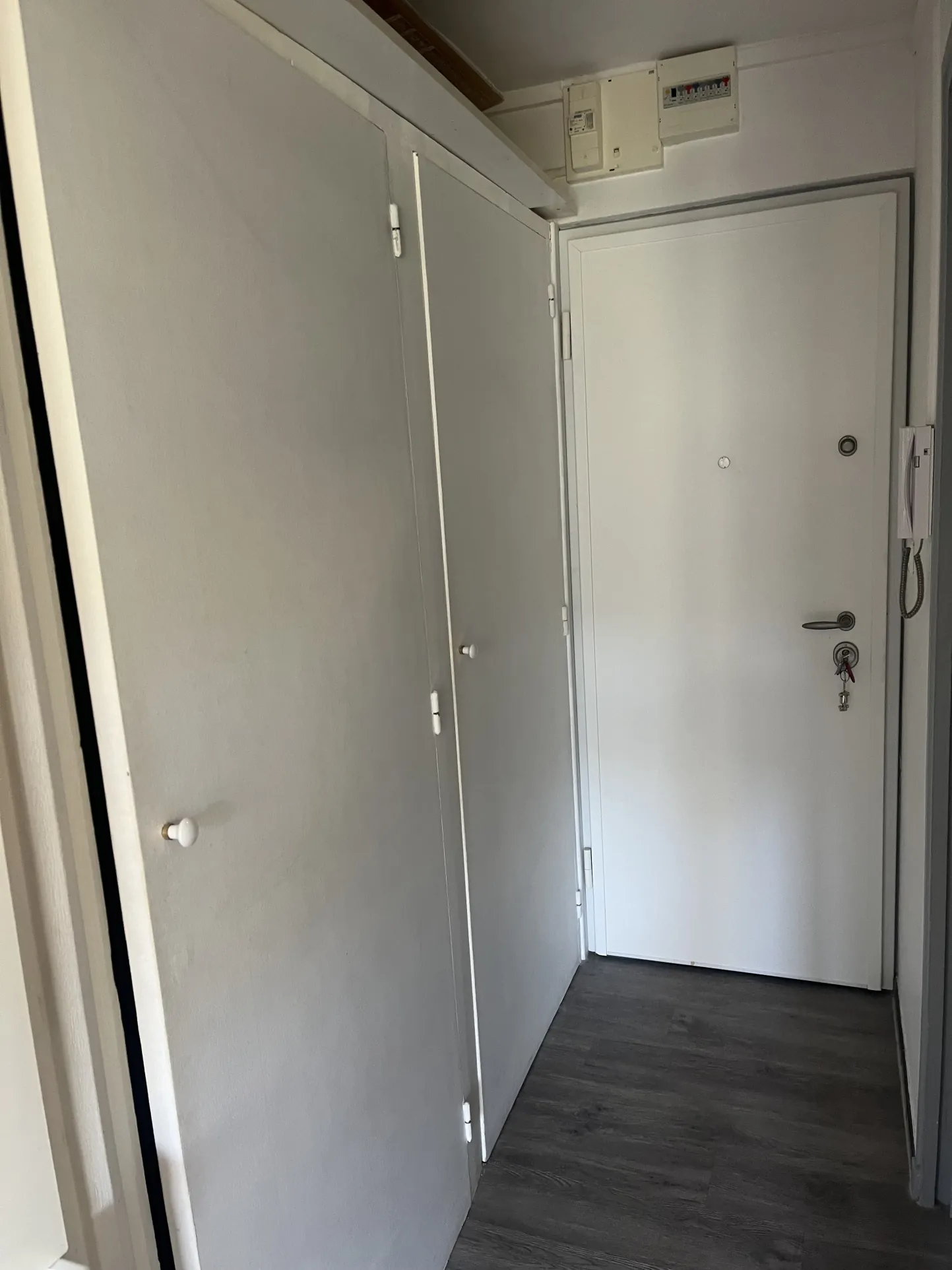 Studio moderne de 18 m² avec balcon à Aix-en-Provence 