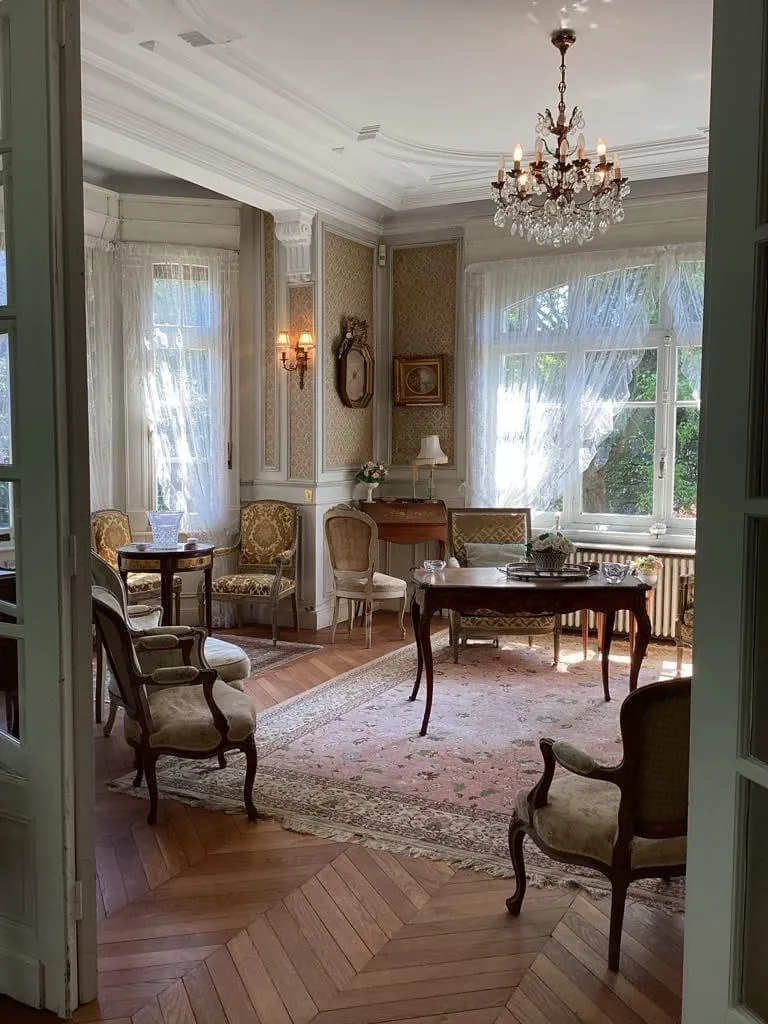 Maison de maître à vendre à Busigny – Opportunité rare à rénovée 