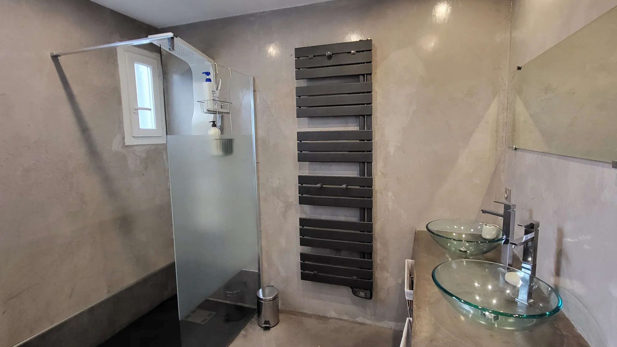 Maison 3 pièces à Nîmes - Quartier Jean Jaurès, terrasse et rénovation récente 