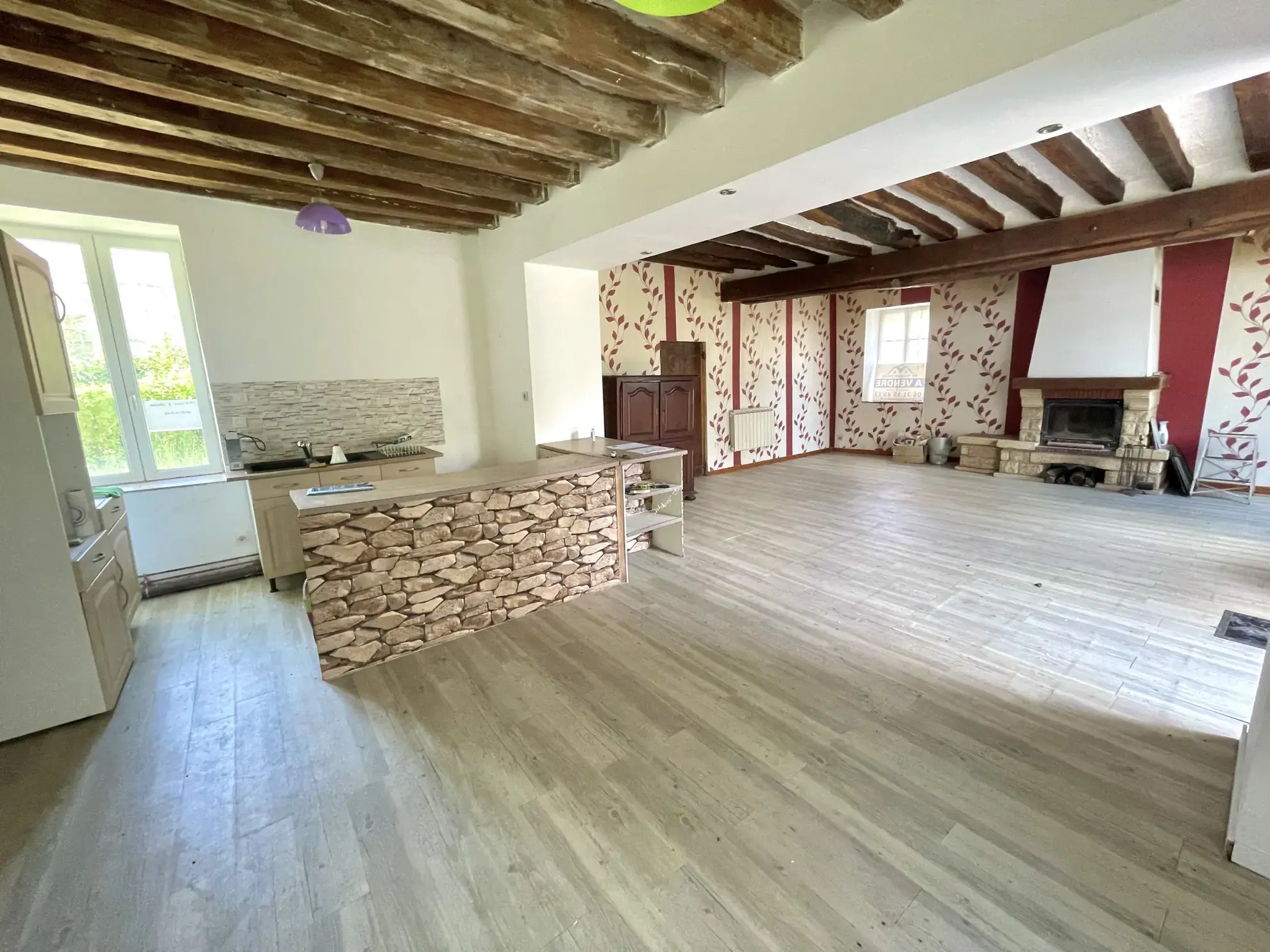 Charmante longère de 113 m² à Courson-les-Carrières avec potentiel d'aménagement 