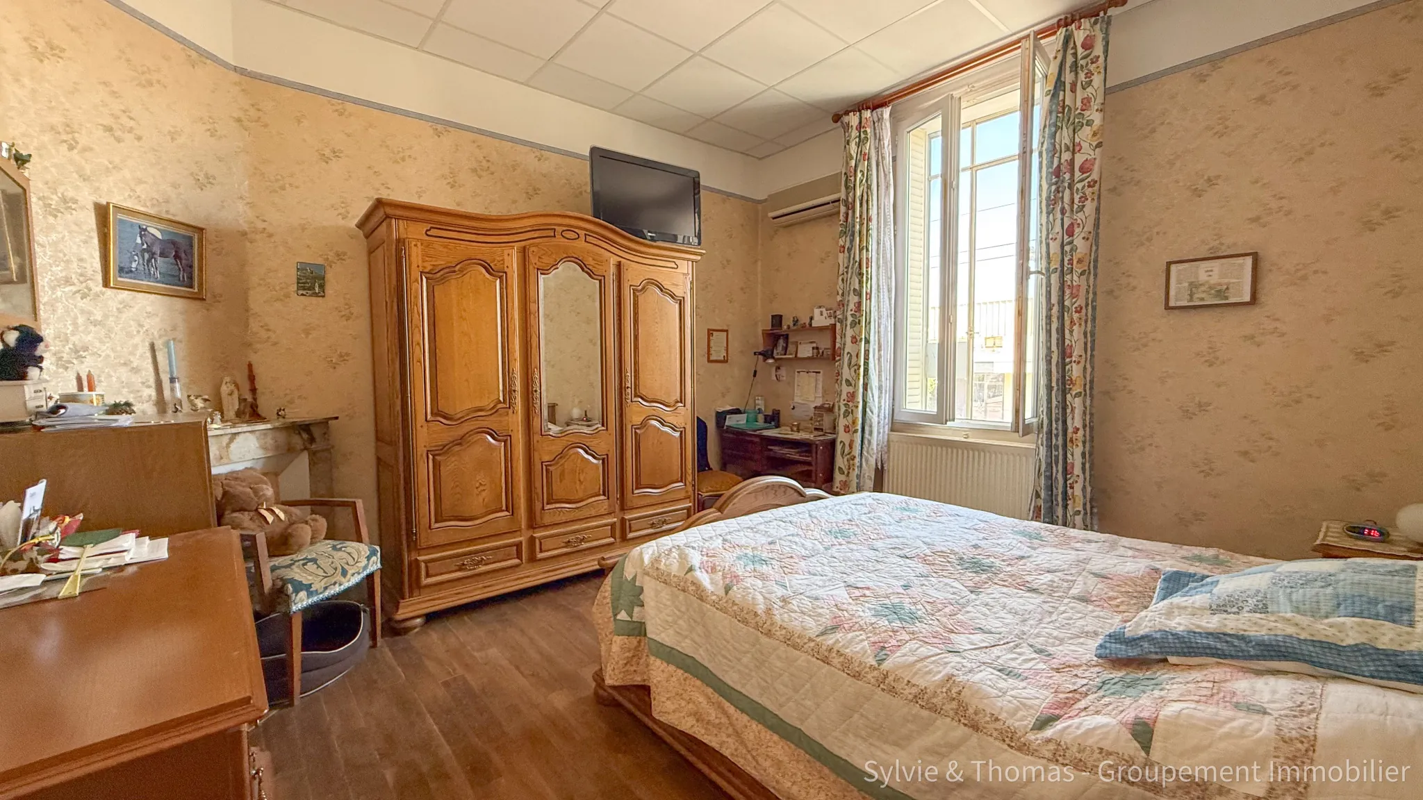 Charmante maison de ville avec terrasse et garage à Varreddes 