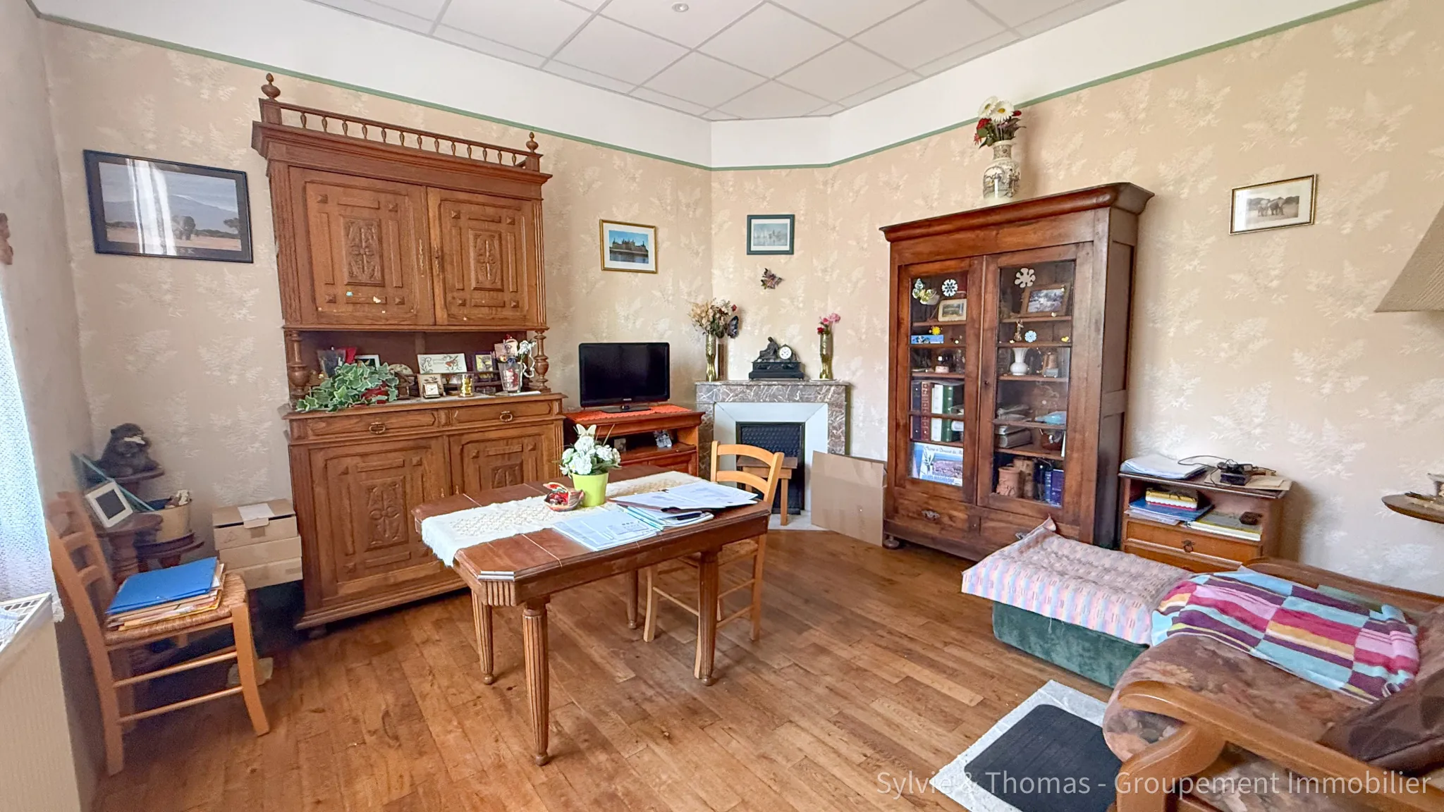 Charmante maison de ville avec terrasse et garage à Varreddes 