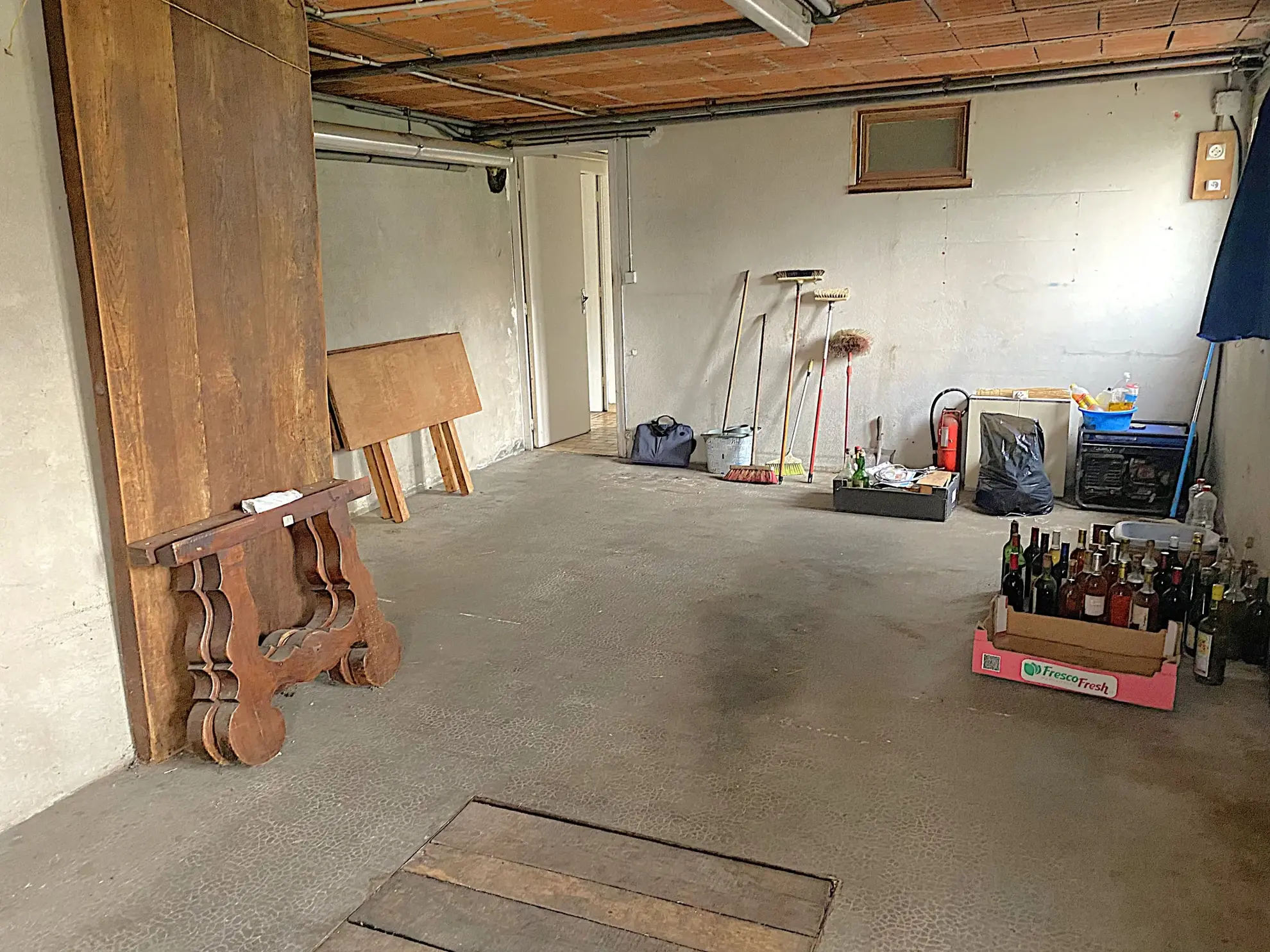 Maison 6 pièces à Toulenne de 189 m² à rafraîchir avec garage et balcon 