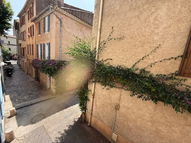 Appartement 25 m² à louer en centre-ville de La Valette-du-Var 