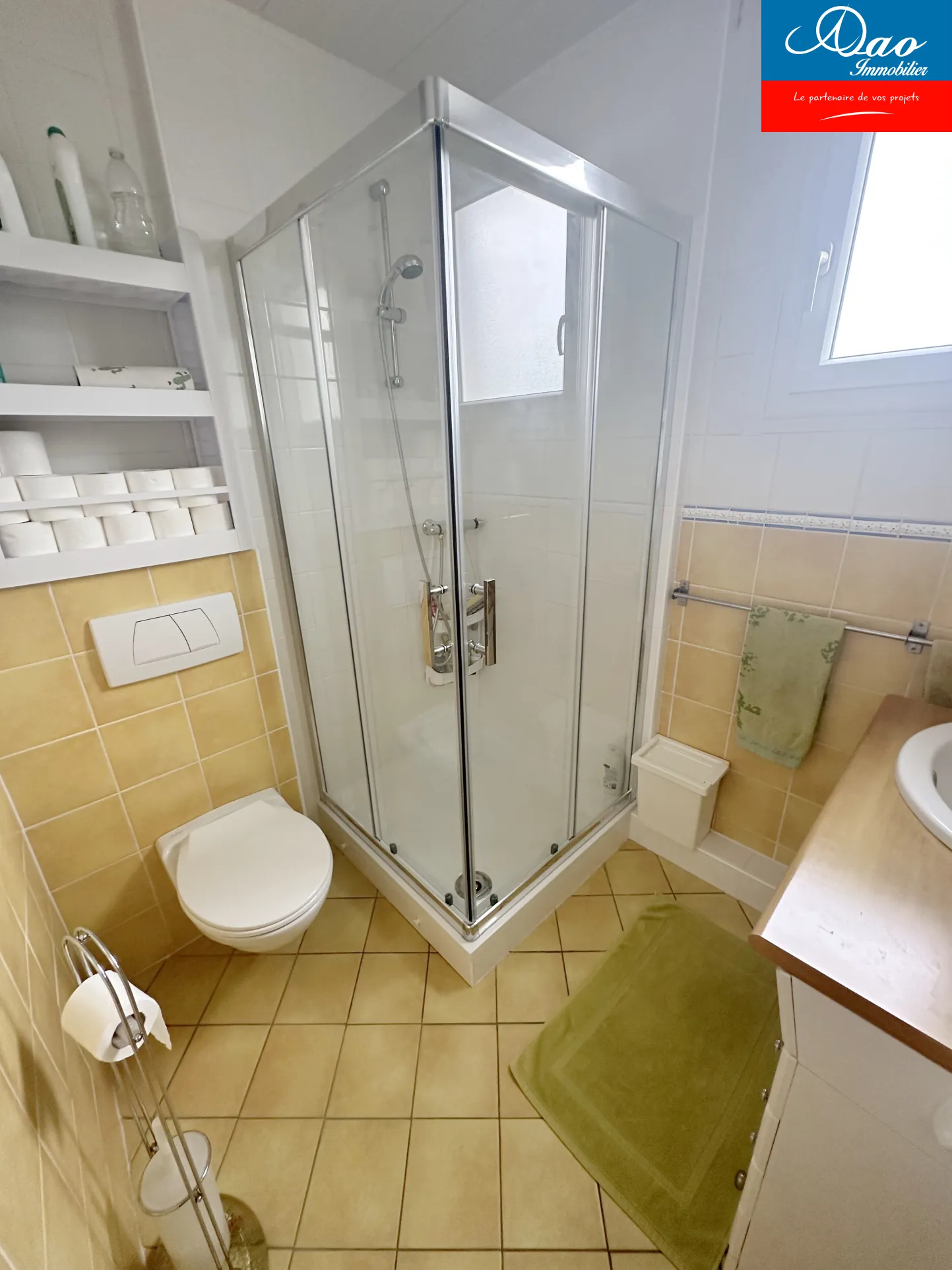 Maison familiale à Sainte Savine avec 4 chambres et dépendance 