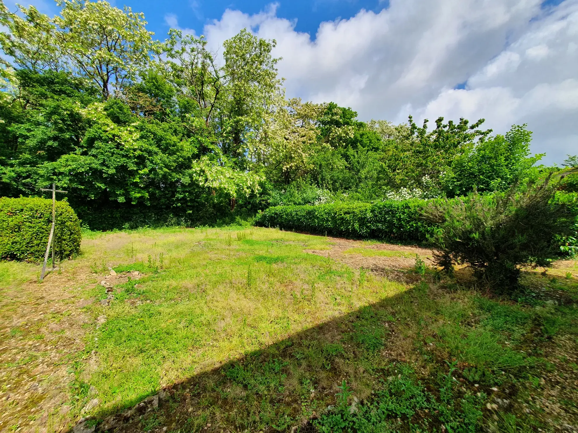 Maison de plain-pied avec 3 chambres et jardin à Lavausseau - À 20 min de Poitiers 