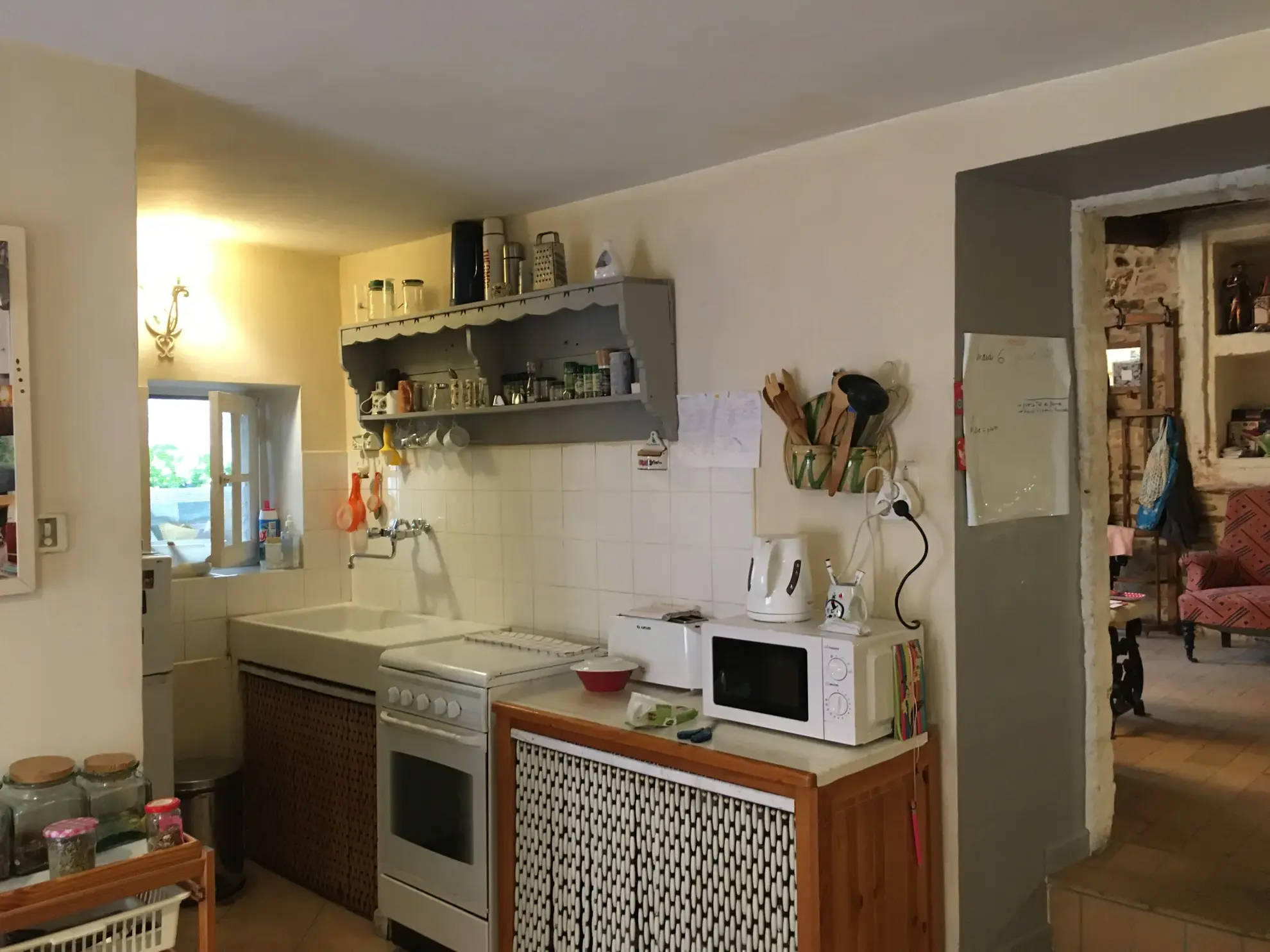 Maison de charme de 78 m² avec terrasse et garage dans le village des Angles 