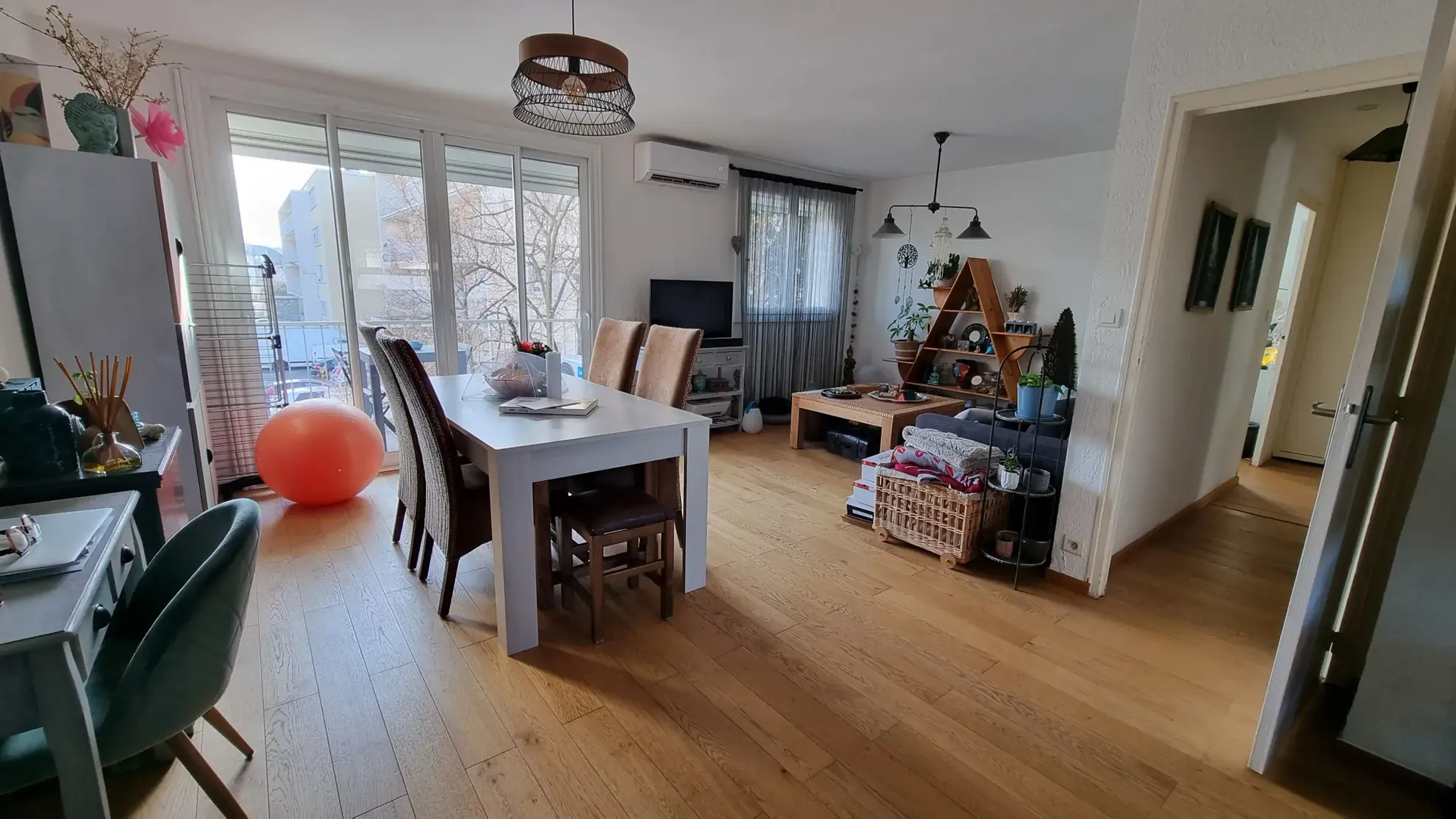 Appartement 66 m² à Draguignan avec 2 chambres, proche commodités, parfait pour investissement locatif