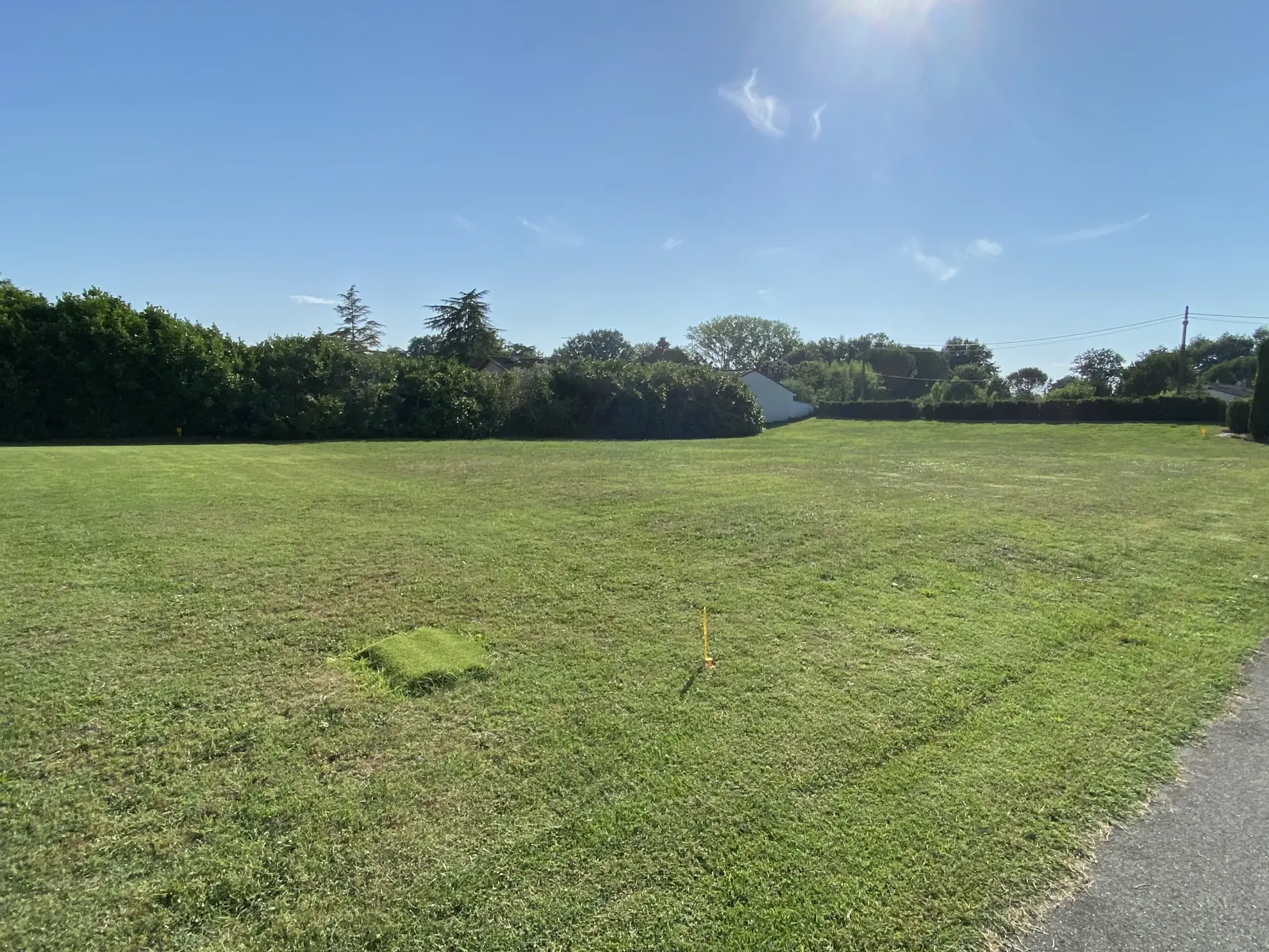 Terrain constructible de 1308 m² à Bessières, proche commodités 