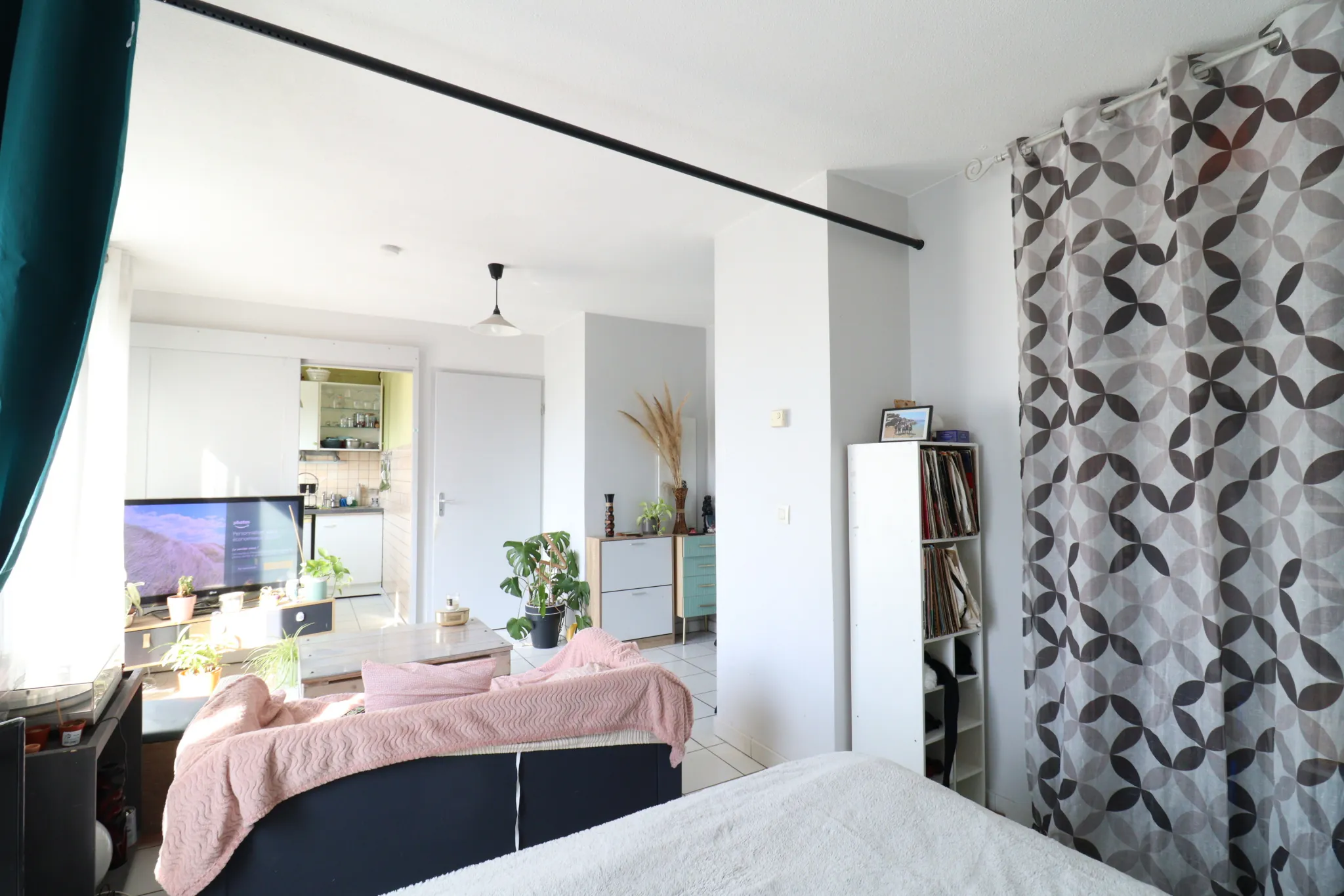 Appartement lumineux T2 avec balcon et garage à Grenoble 