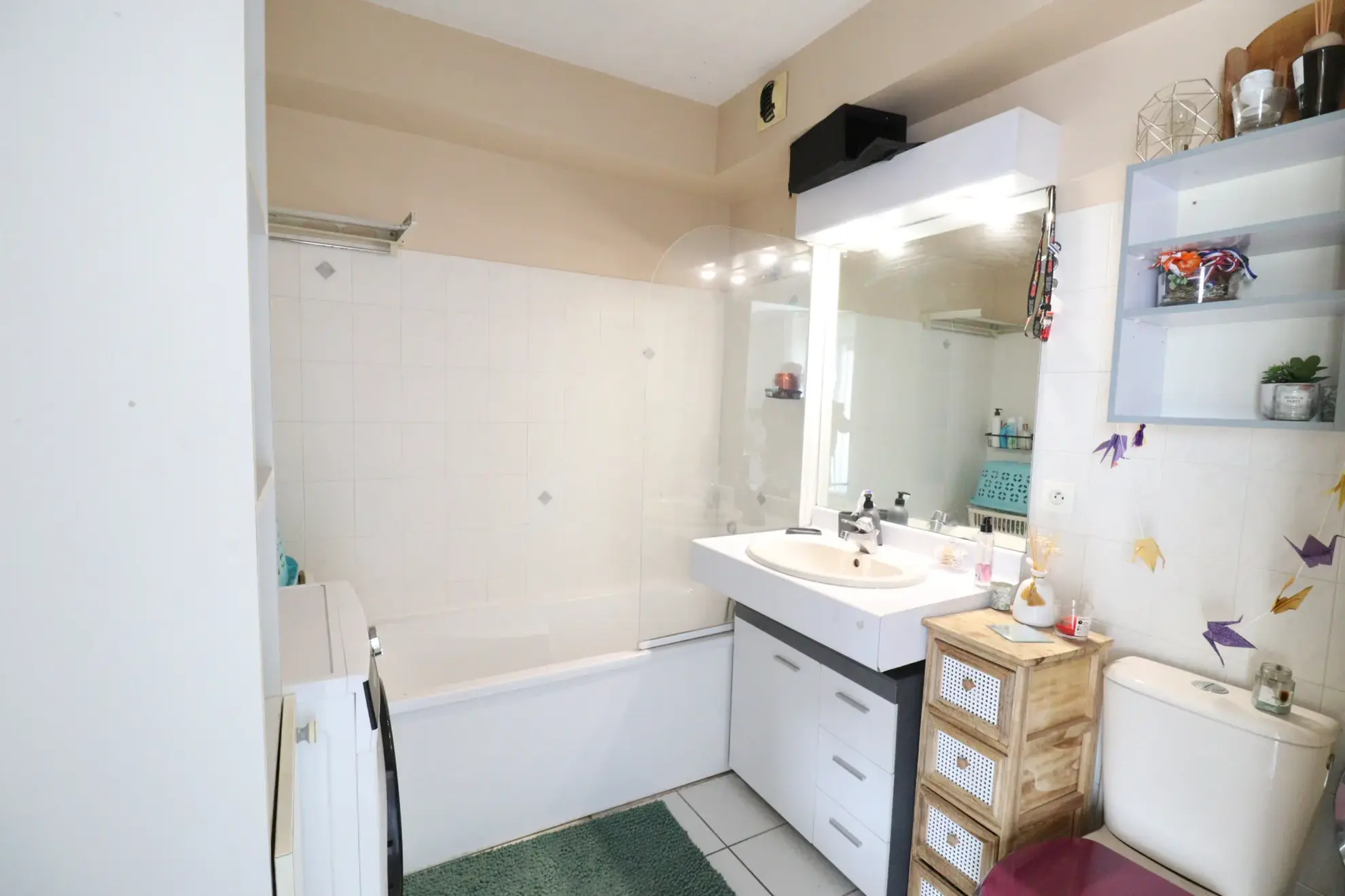 Appartement lumineux T2 avec balcon et garage à Grenoble 