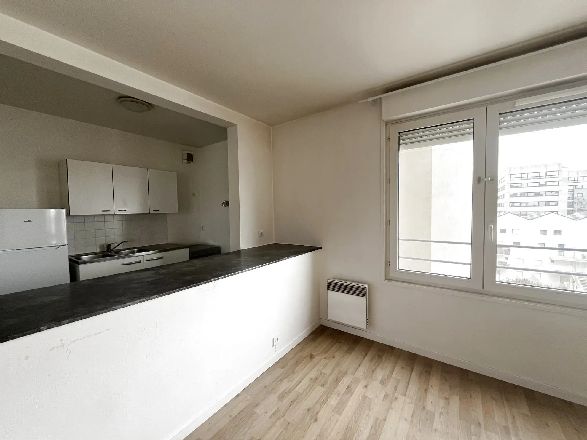 Appartement 2 pièces avec vue dégagée à Montigny-le-Bretonneux - Résidence sécurisée