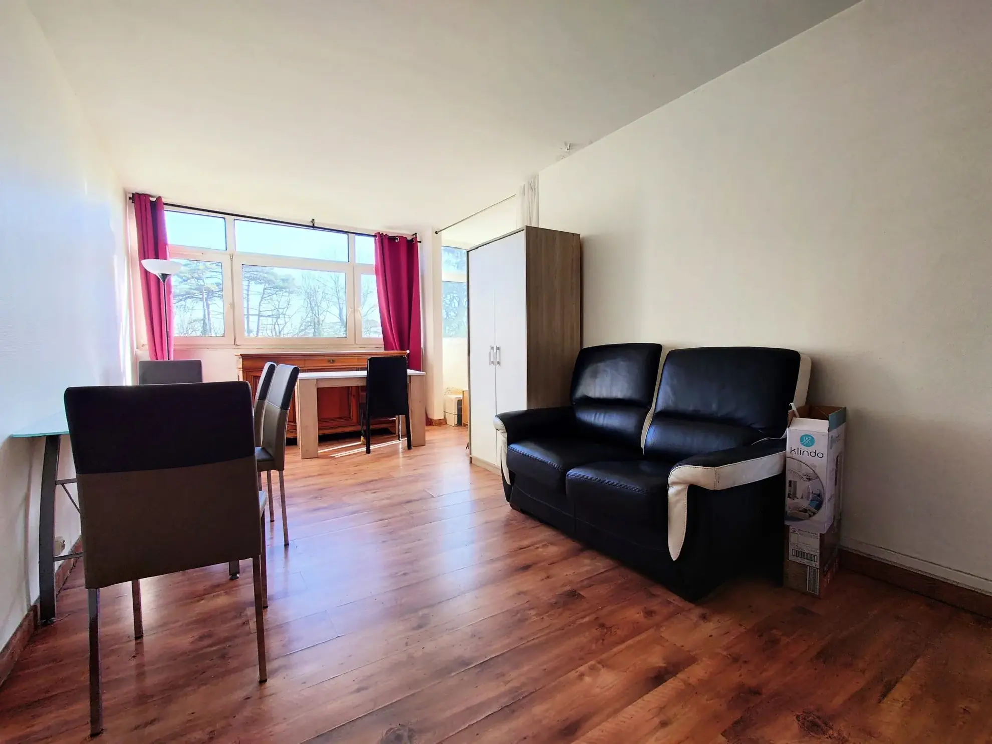 Appartement 3 Chambres à Évry-Courcouronnes avec Parking et Cave - Opportunité d'Investissement