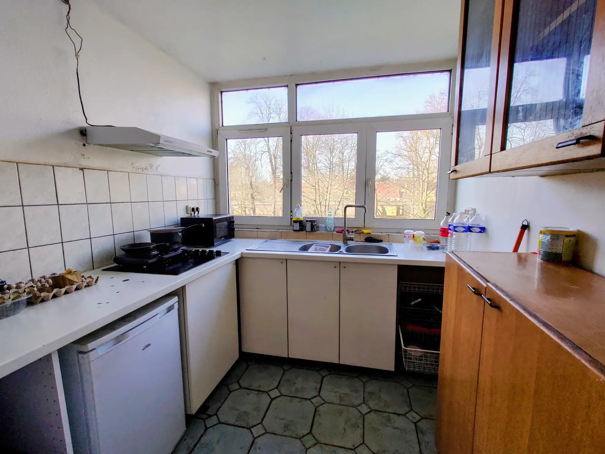 Appartement 3 Chambres à Évry-Courcouronnes avec Parking et Cave - Opportunité d'Investissement 