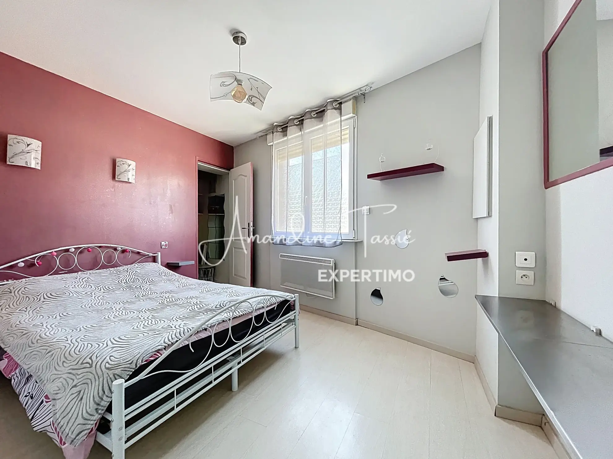 Maison à Nant avec vue sur le roc Nantais, 3 chambres, jardin, confort moderne 