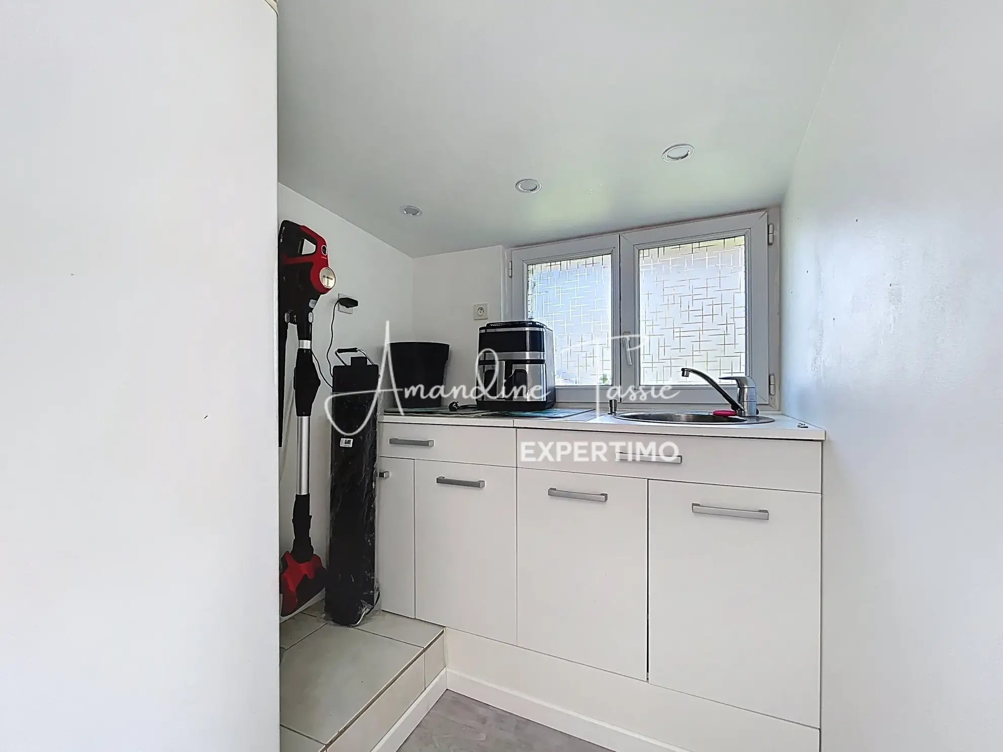 Maison à Nant avec vue sur le roc Nantais, 3 chambres, jardin, confort moderne 