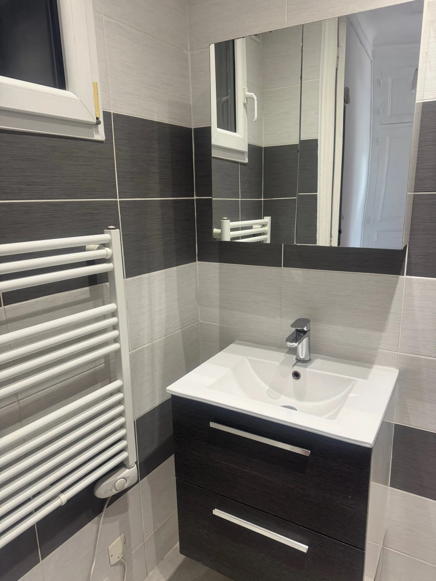 Bel appartement rénové de 58 m² à Marseille - Rue Salengro 