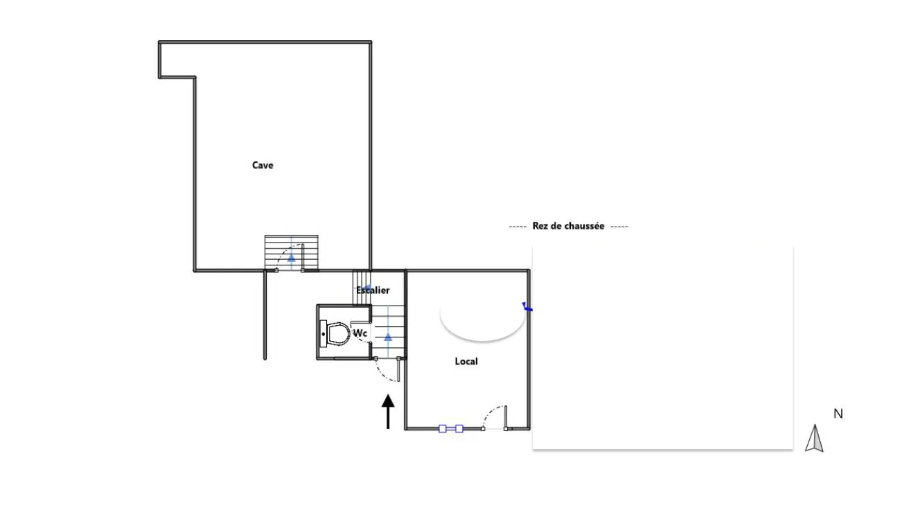 Maison de bourg à rénover avec jardin et bâtiment attenant à Vic le Comte 