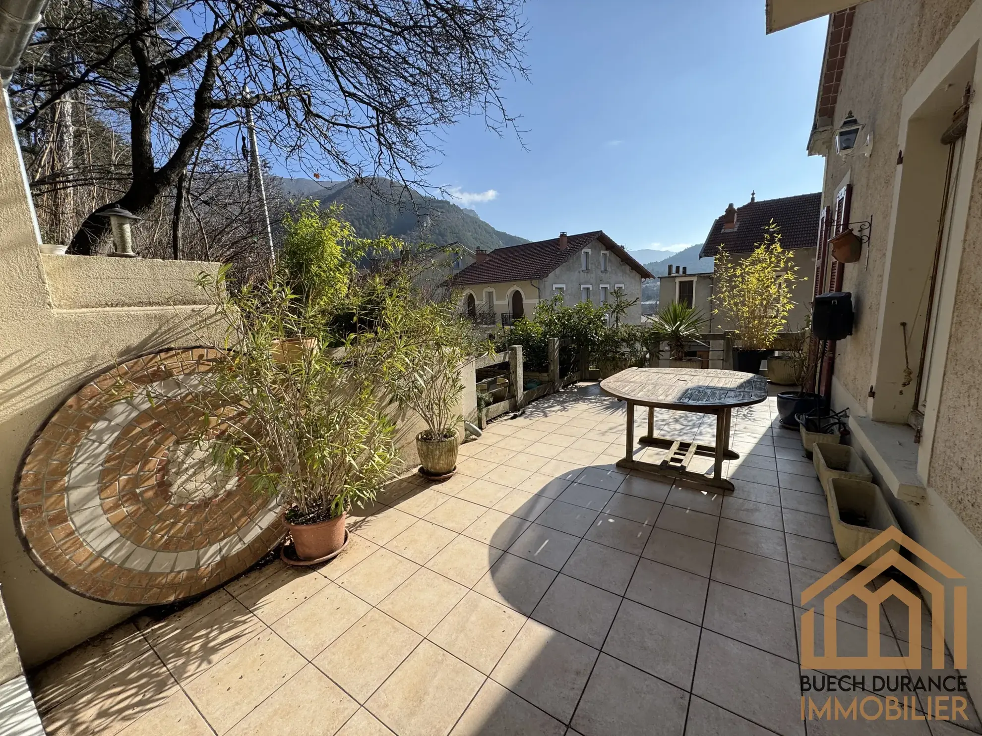 Maison avec chambres d’hôtes à vendre à Serres (Hautes-Alpes), 140 m² 