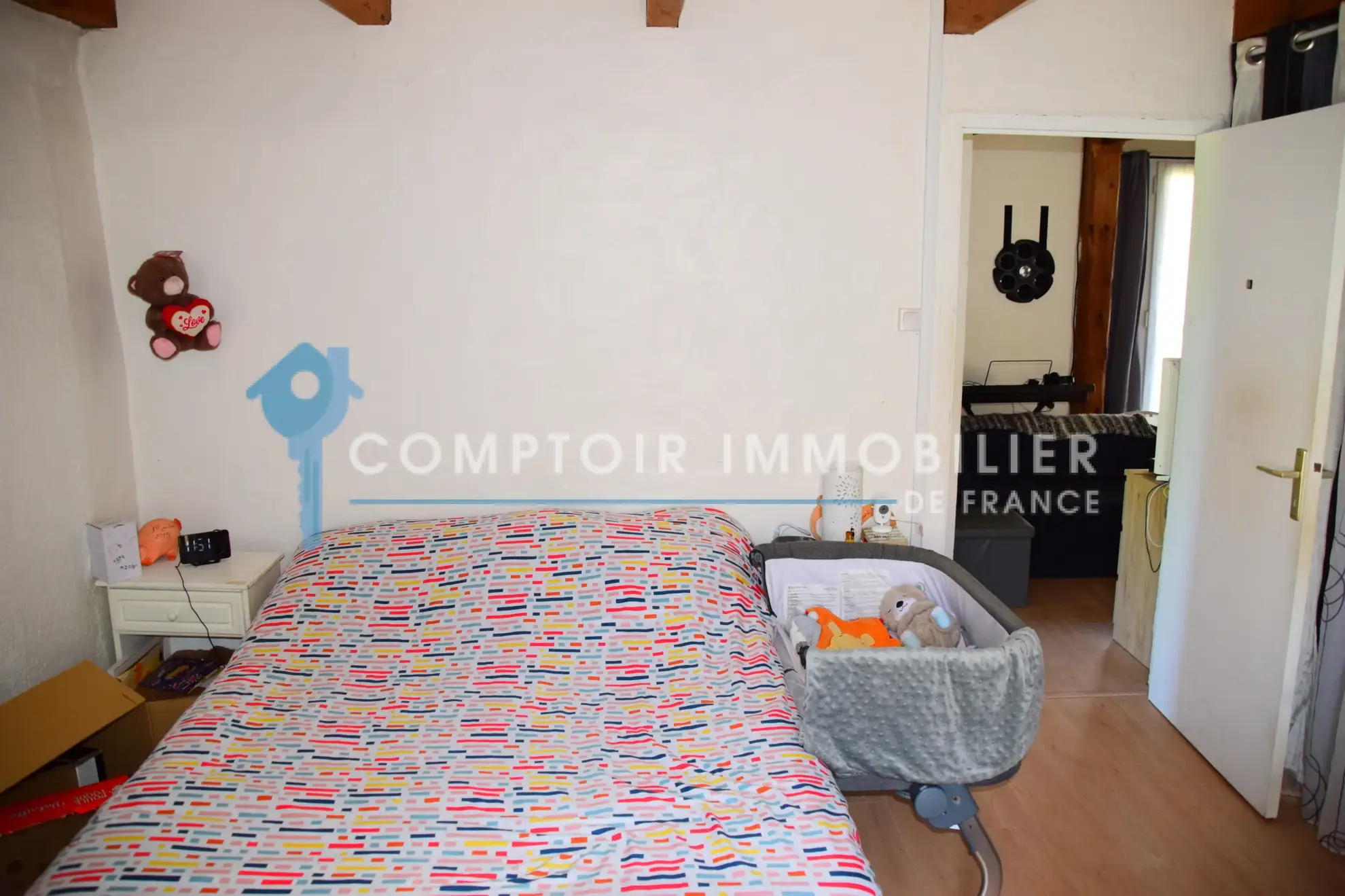 Maison ancienne rénovée de 91 m² avec parcelles à proximité du lac d’Issarles en Ardèche 