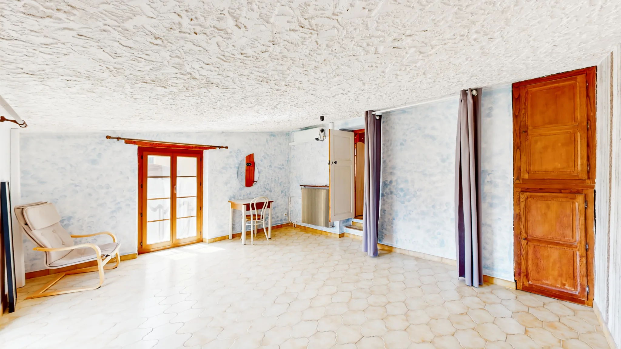 Maison de village à La Tour-sur-Tinée - 80 m², calme et authentique 