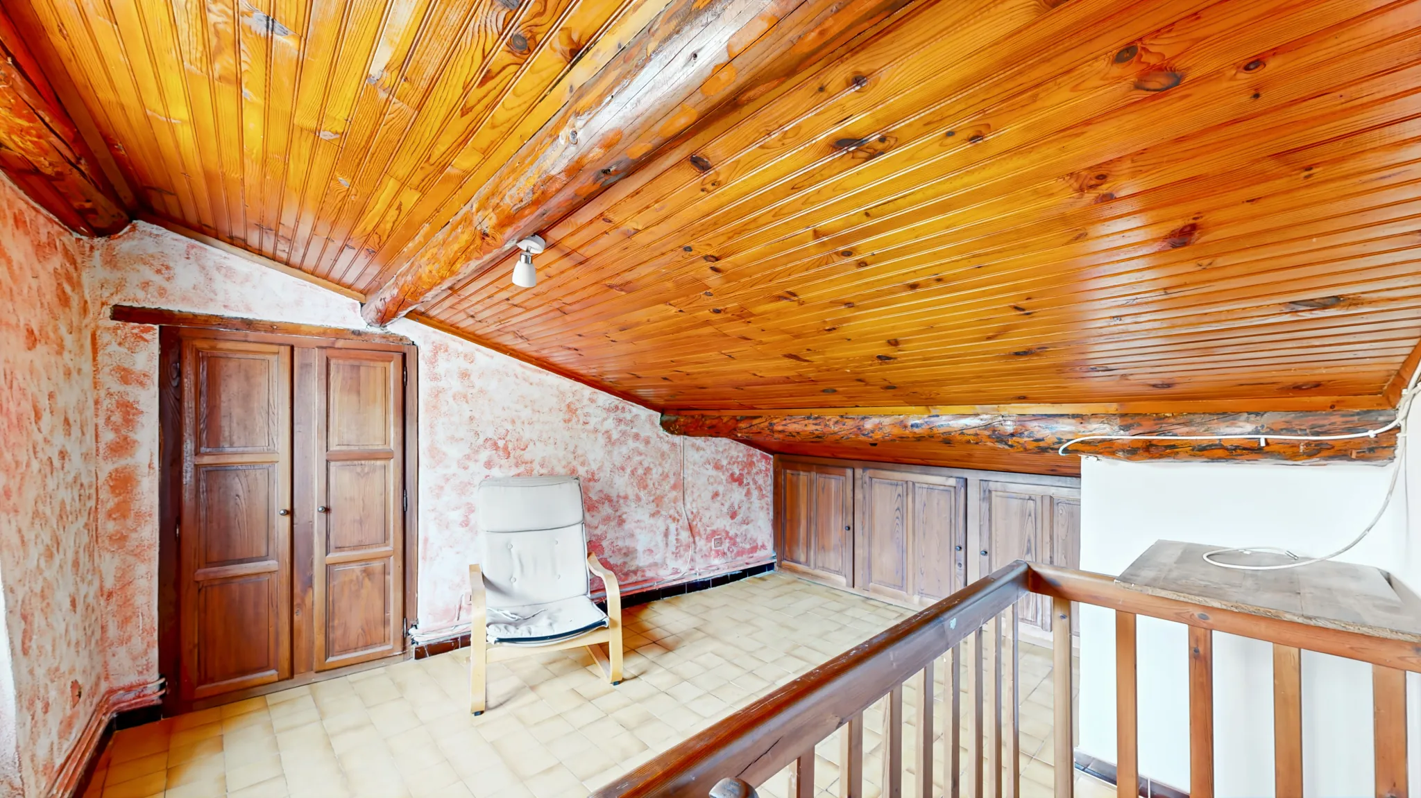 Maison de village à La Tour-sur-Tinée - 80 m², calme et authentique 