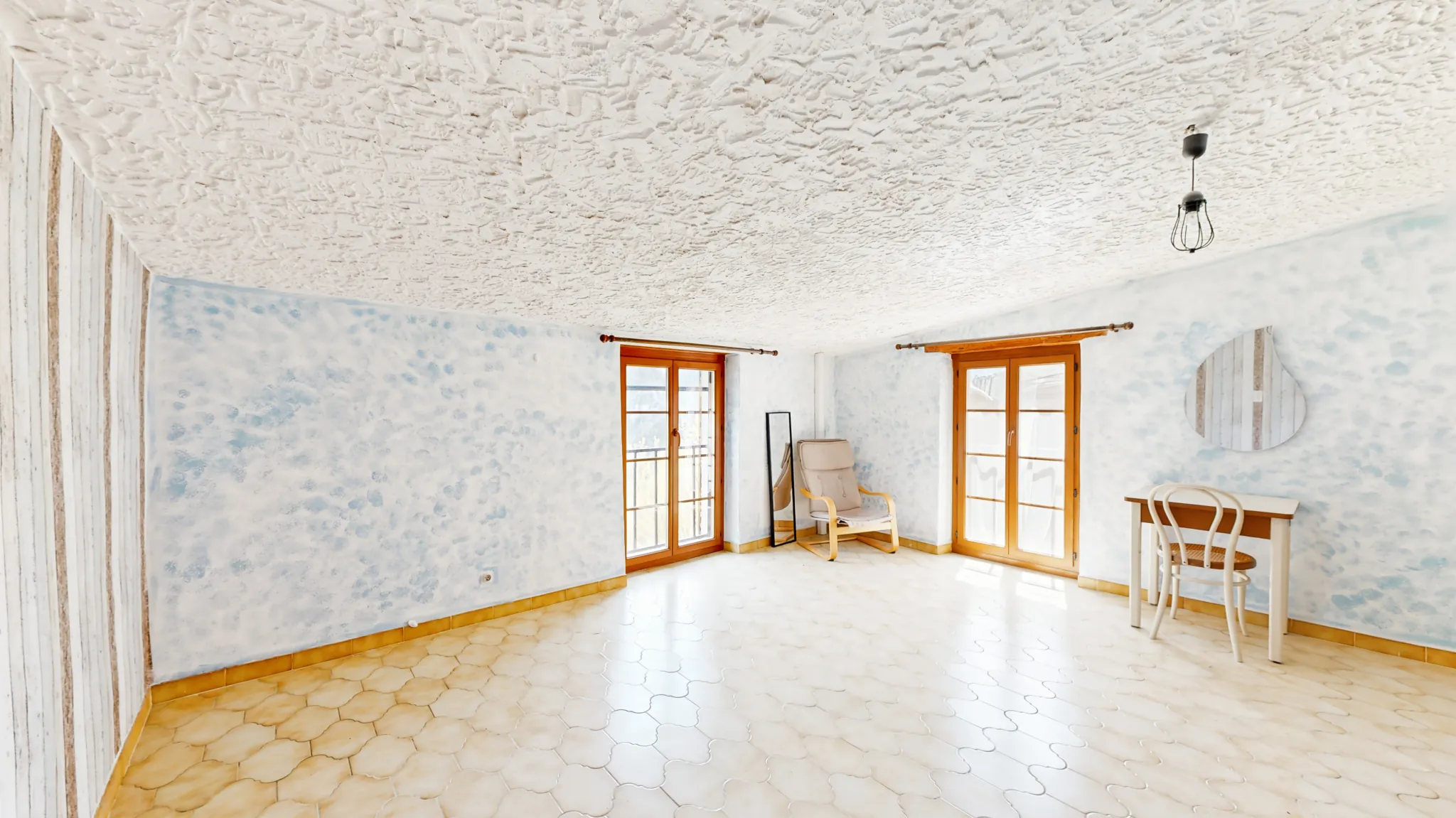 Maison de village à La Tour-sur-Tinée - 80 m², calme et authentique 