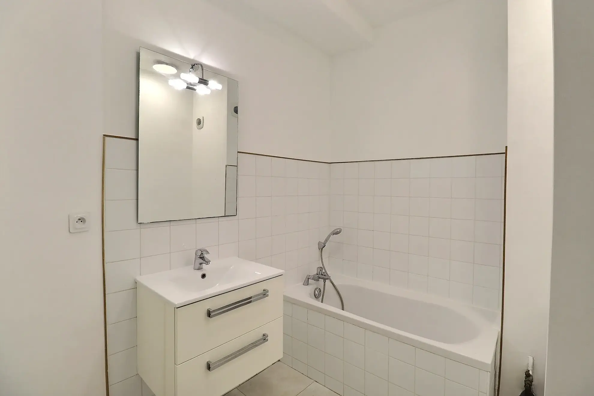 Achat appartement 2 pièces à Montpellier Centre-Historique avec extérieur 