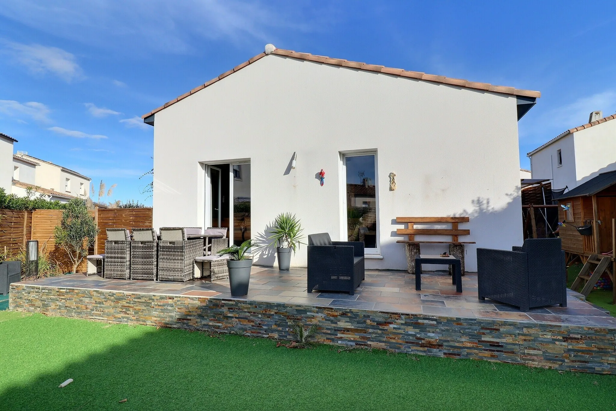 Villa de plain-pied à vendre à Codognan (30920) - 4 pièces et jardin arboré