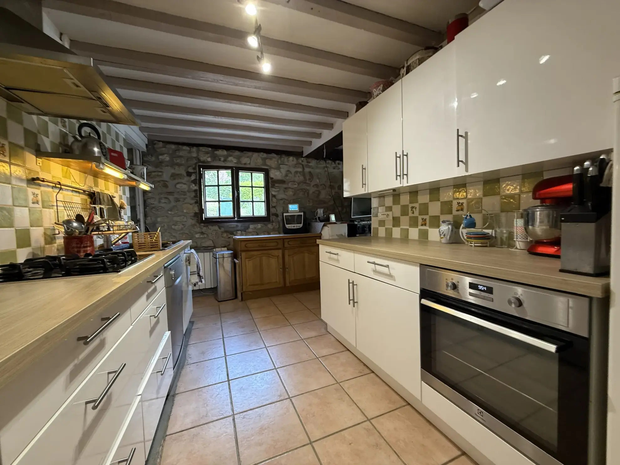 Maison de caractère avec terrain et vue dégagée à Guérquesalles 