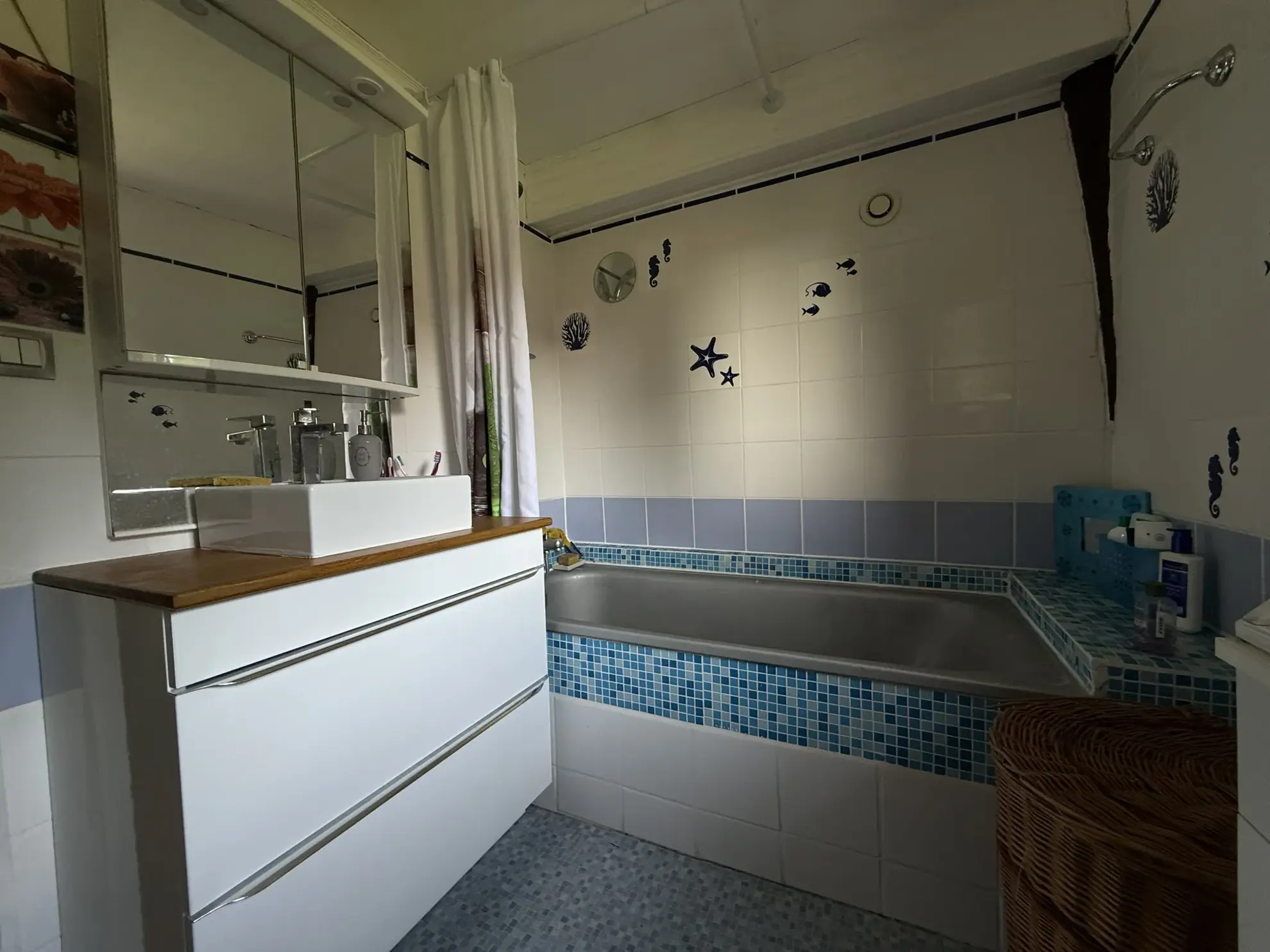 Maison de caractère avec terrain et vue dégagée à Guérquesalles 