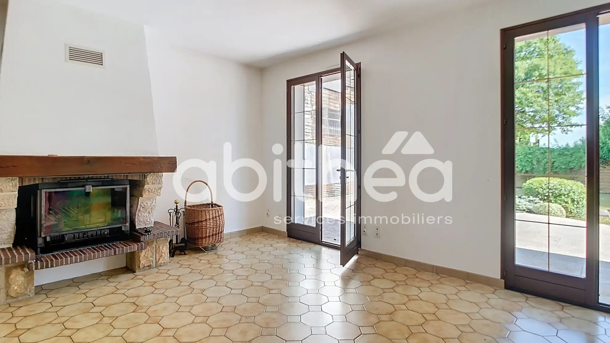 Charmante maison à Piney de 131 m² avec terrain et panneaux solaires 