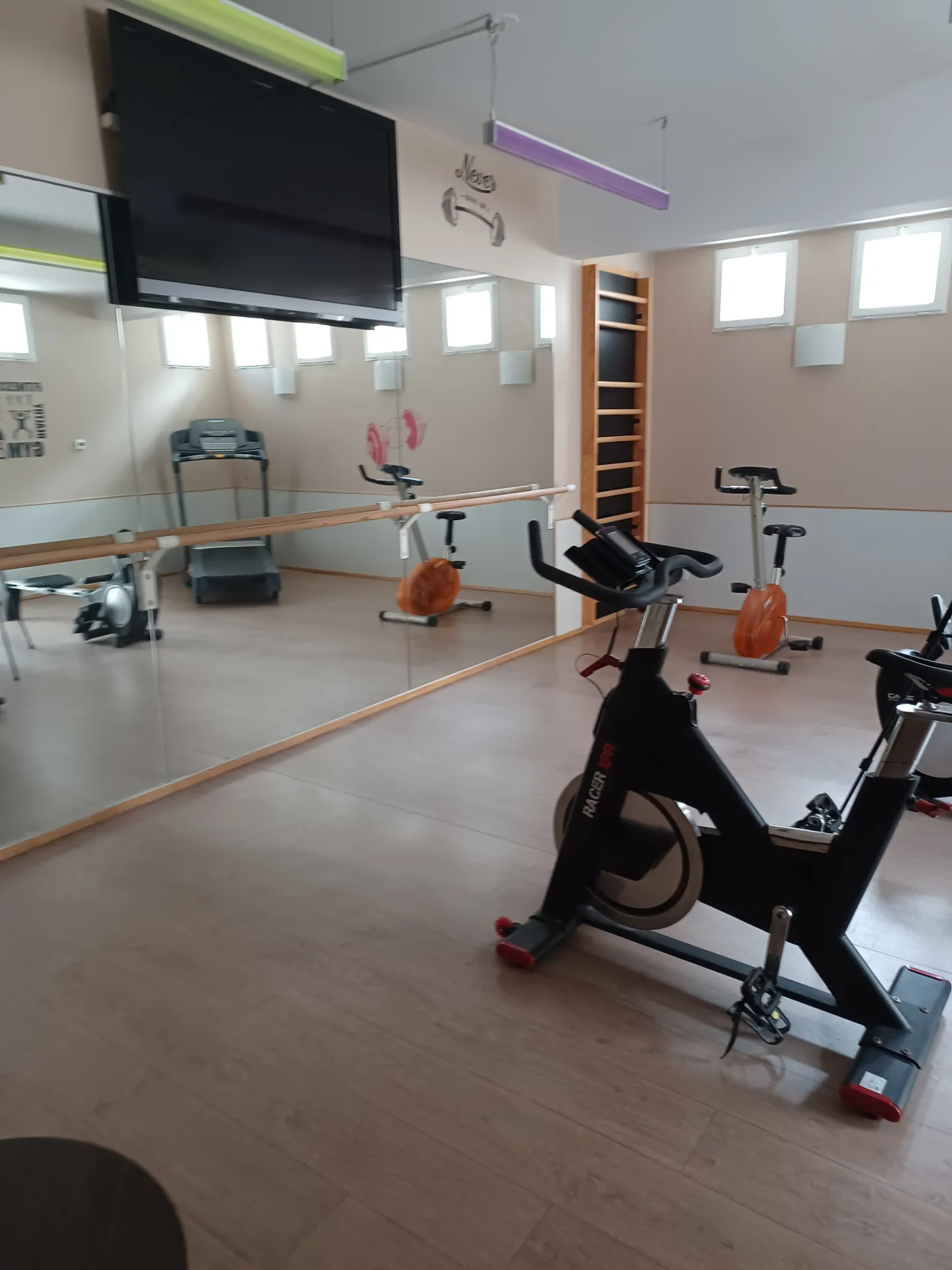 Appartement 2 pièces avec piscine et commodités au Guilvinec 