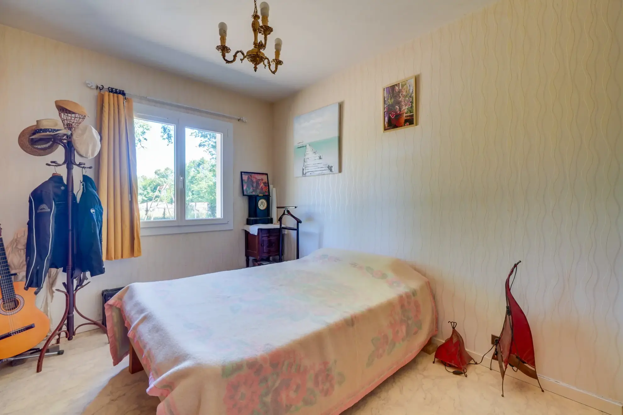 Maison 92 m2 avec dépendances et jardin sans vis-à-vis à Pugnac 