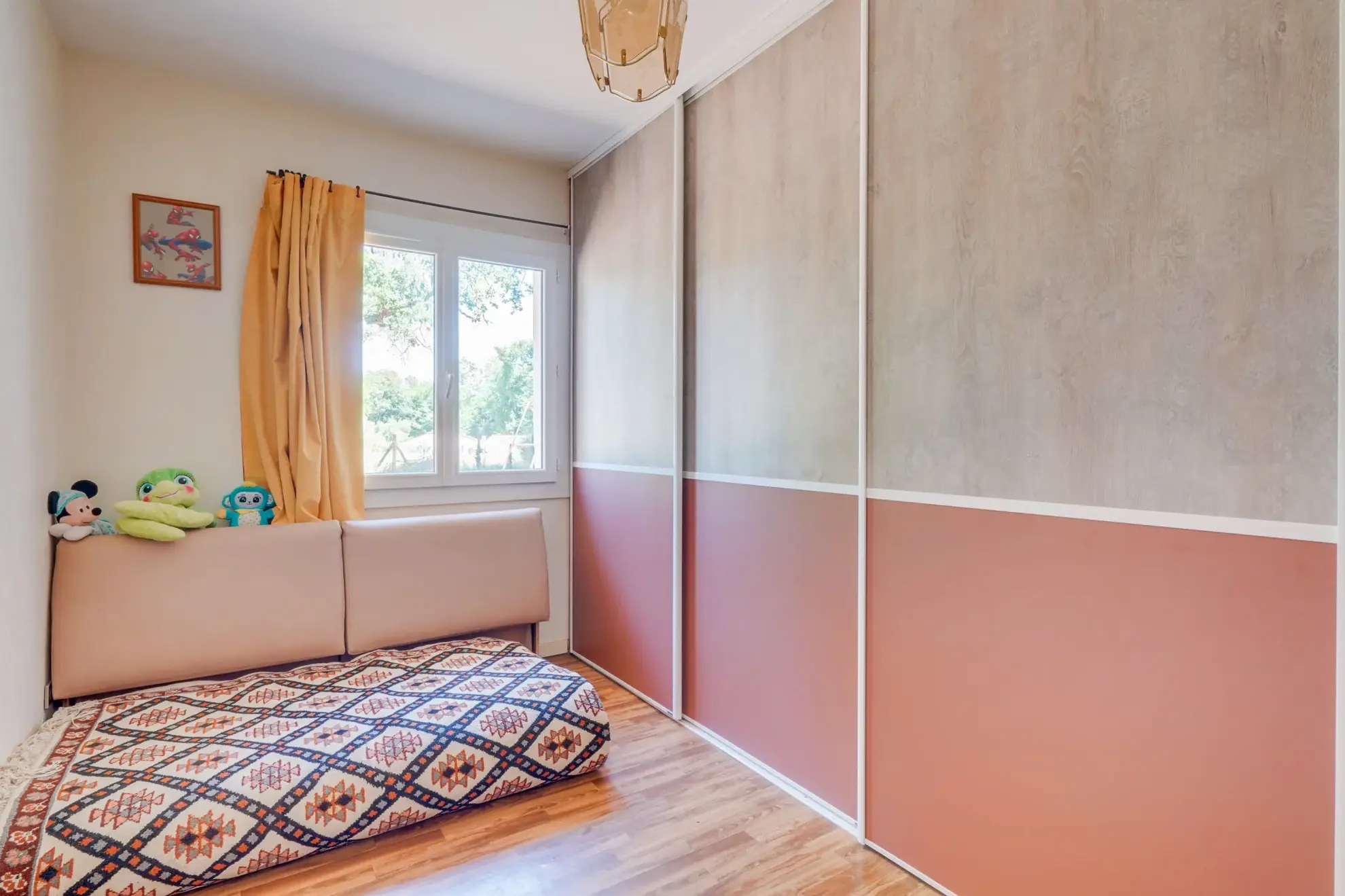 Maison 92 m2 avec dépendances et jardin sans vis-à-vis à Pugnac 