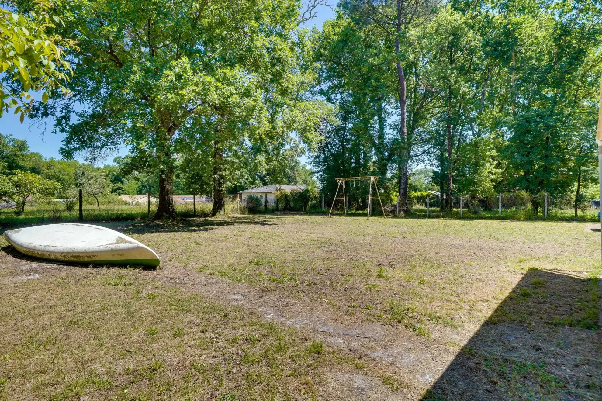 Maison 92 m2 avec dépendances et jardin sans vis-à-vis à Pugnac 