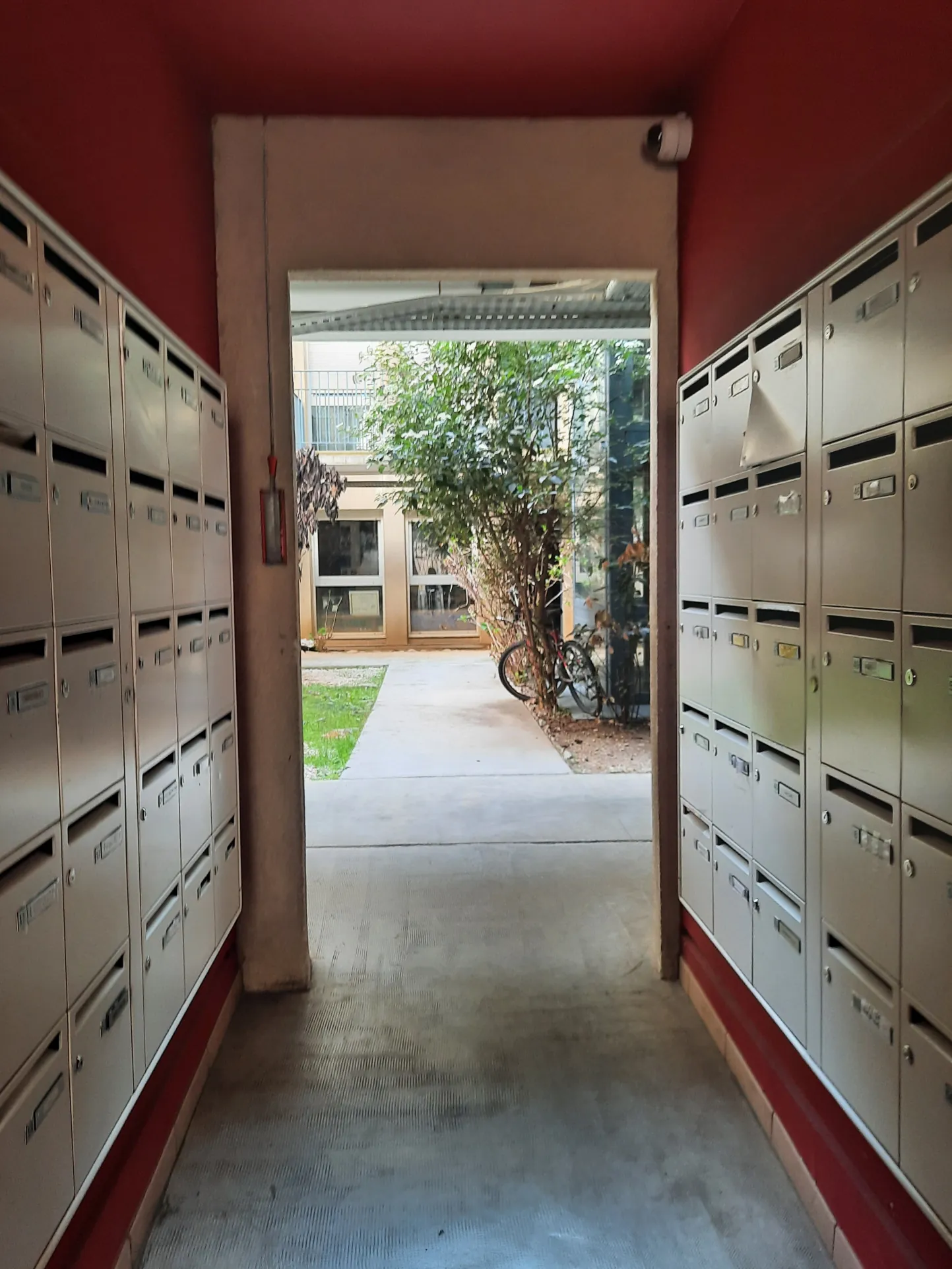 Appartement T1 lumineux de 34 m² en vente à Nîmes – Idéal investissement 