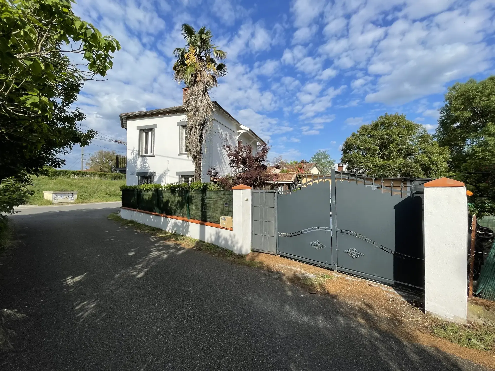 Belle maison divisée de 140 m² avec jardin de 757 m² à Pouty, Montauban