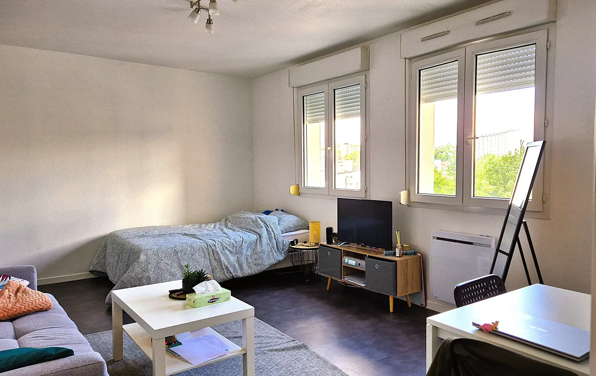 Appartement T1 rénové à vendre à Besançon - 32 m², Cave, Parking, Bonne performance énergétique 